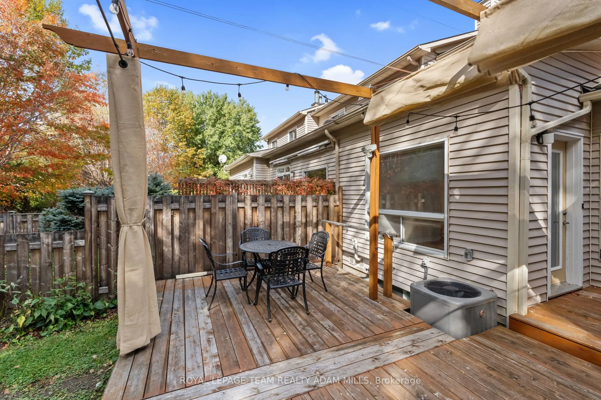 194 Blackdome Crescent