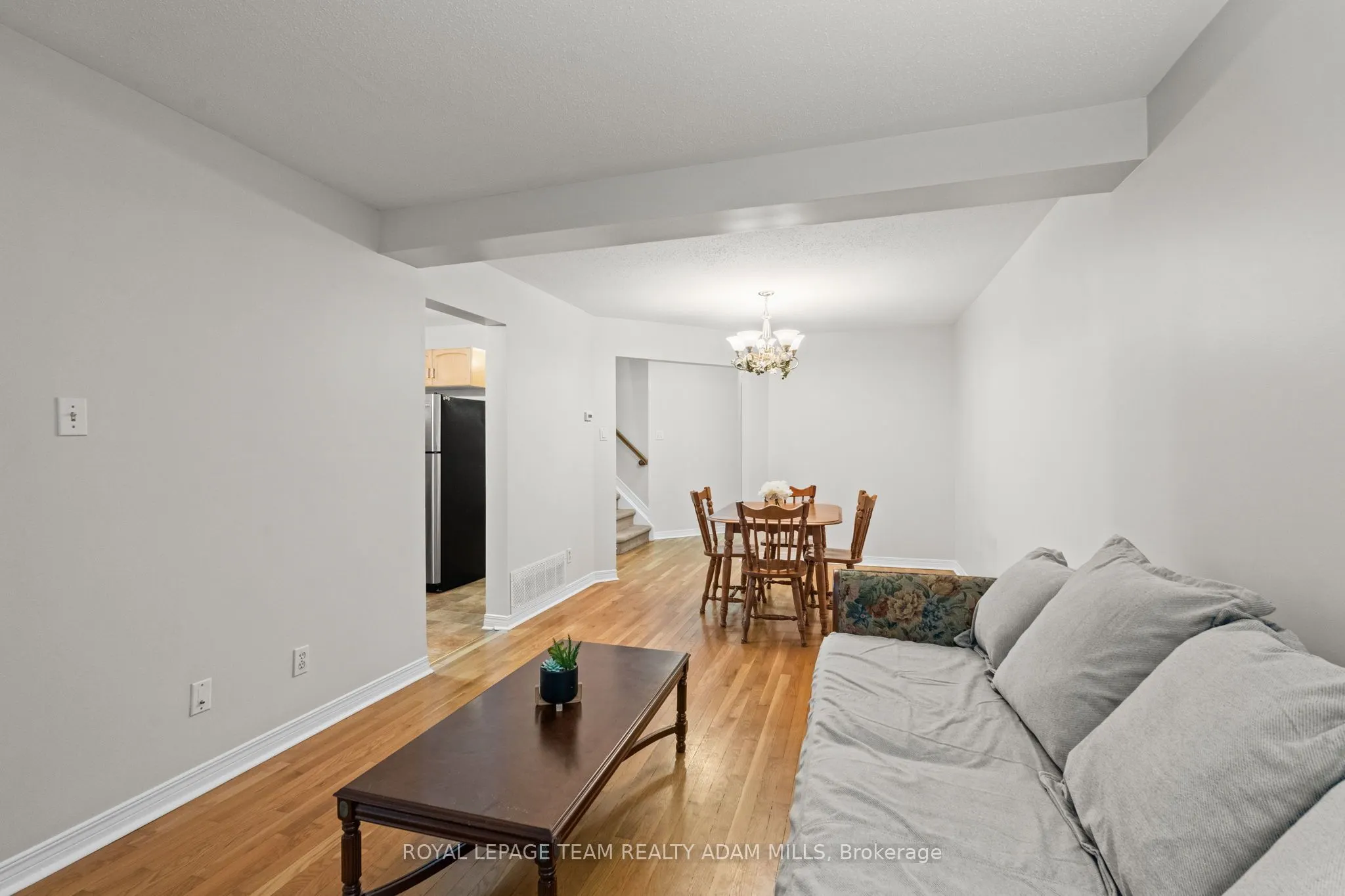 194 Blackdome Crescent
