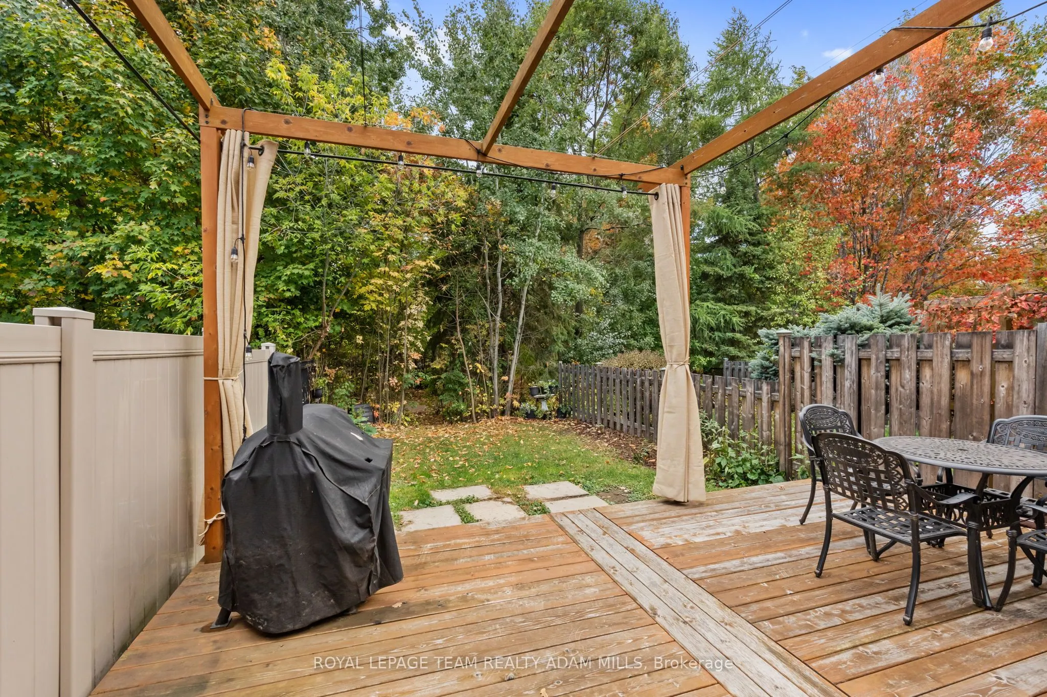 194 Blackdome Crescent