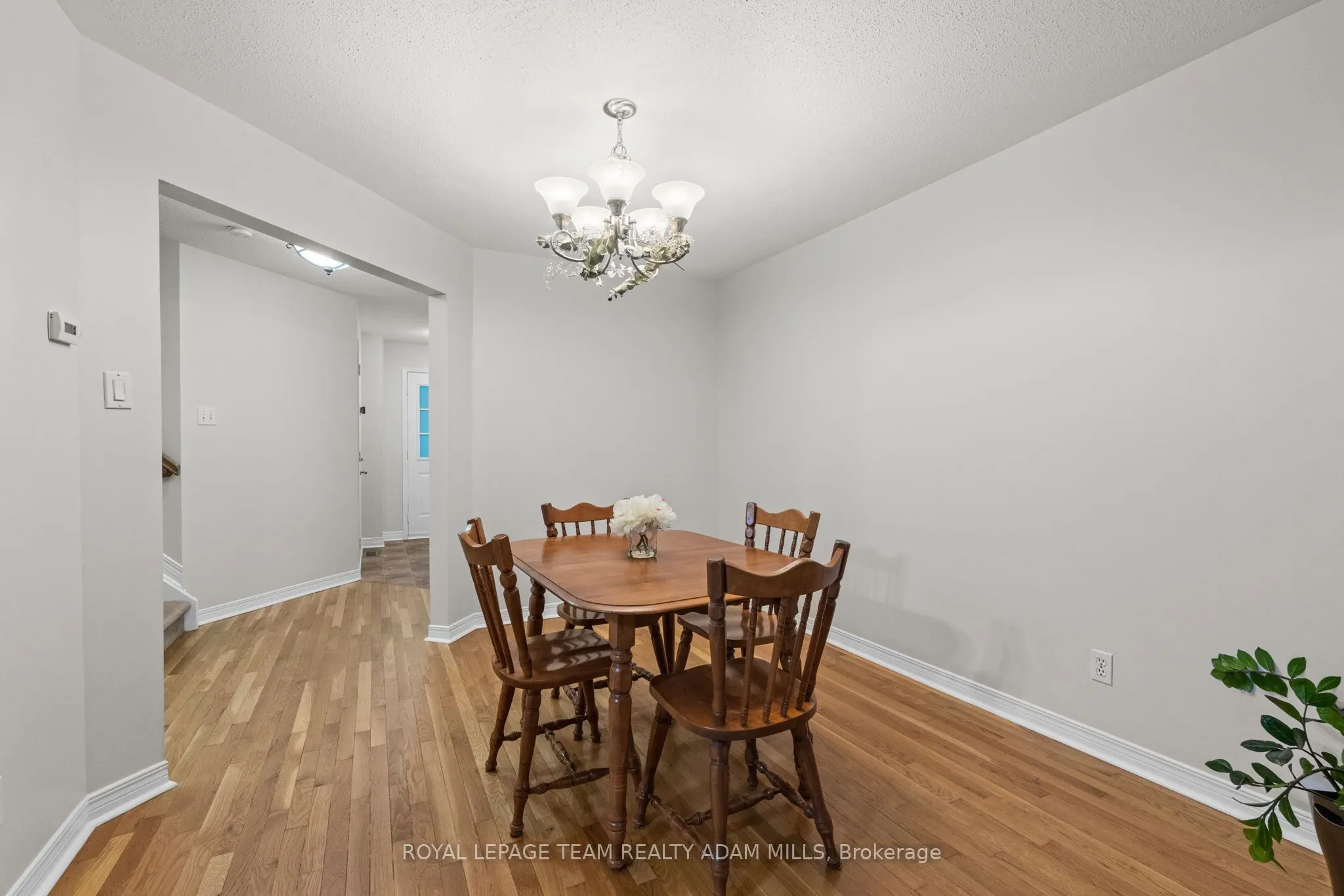 194 Blackdome Crescent