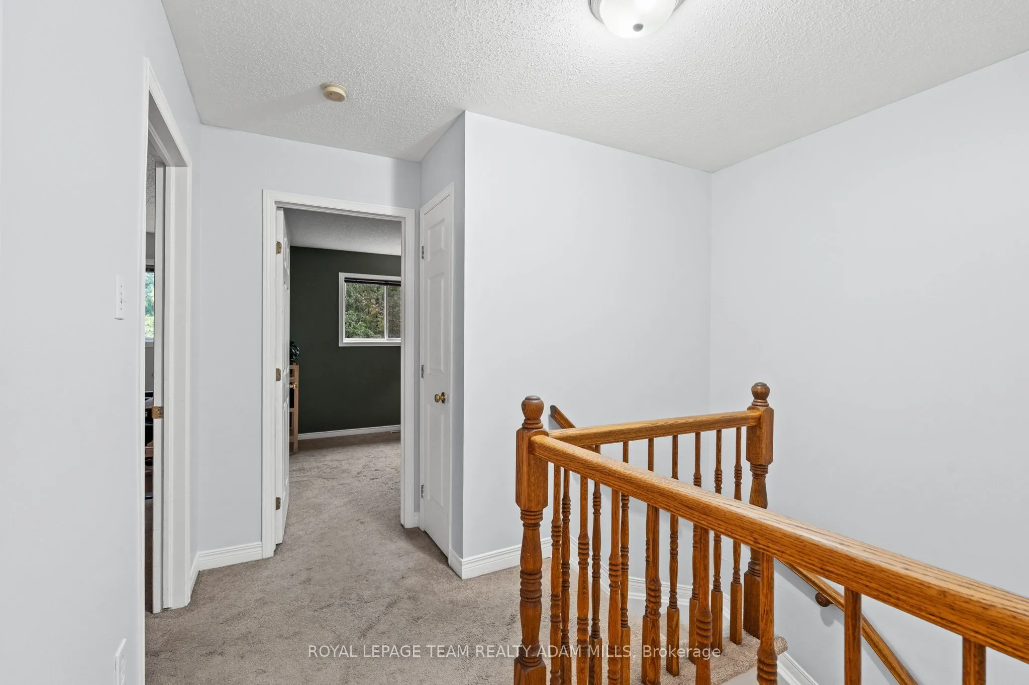 194 Blackdome Crescent