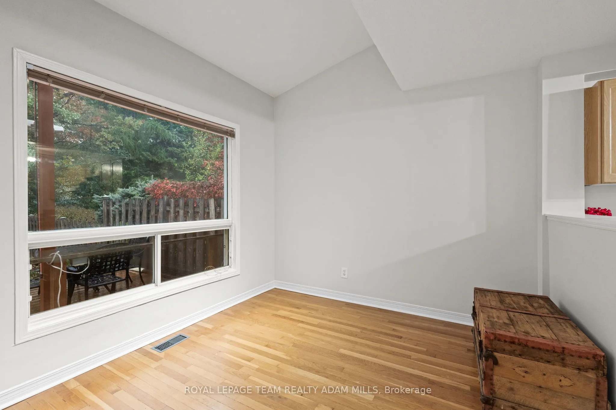 194 Blackdome Crescent