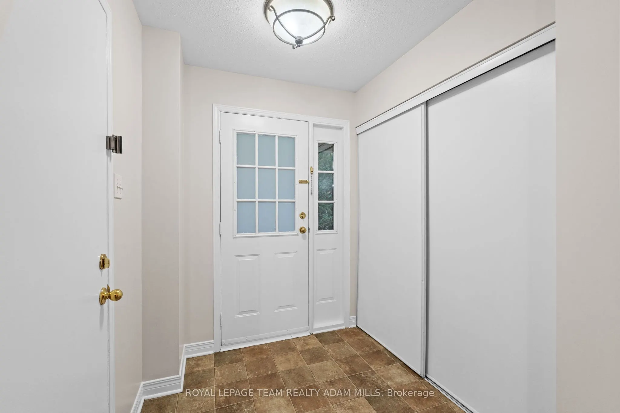 194 Blackdome Crescent