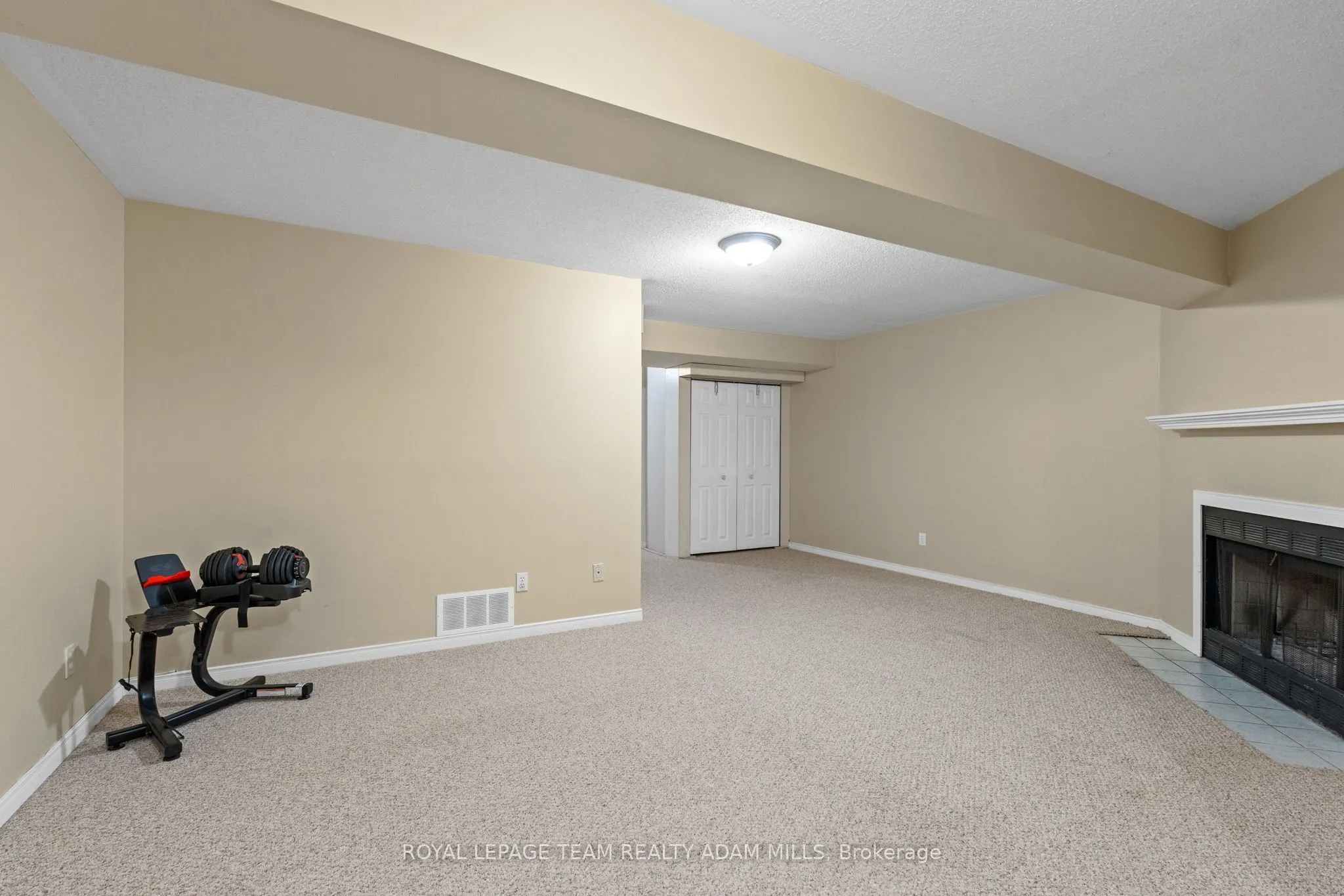 194 Blackdome Crescent