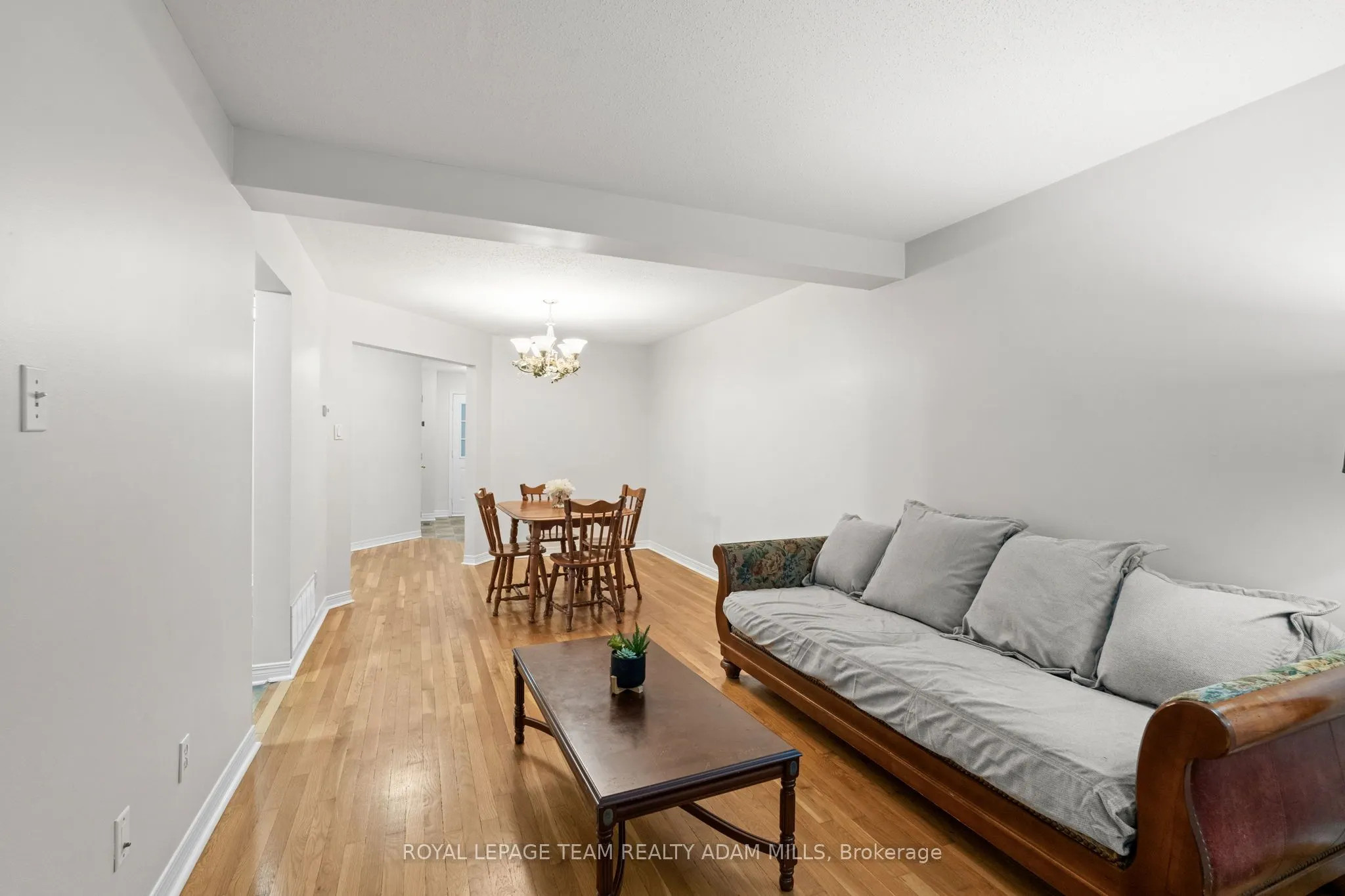 194 Blackdome Crescent