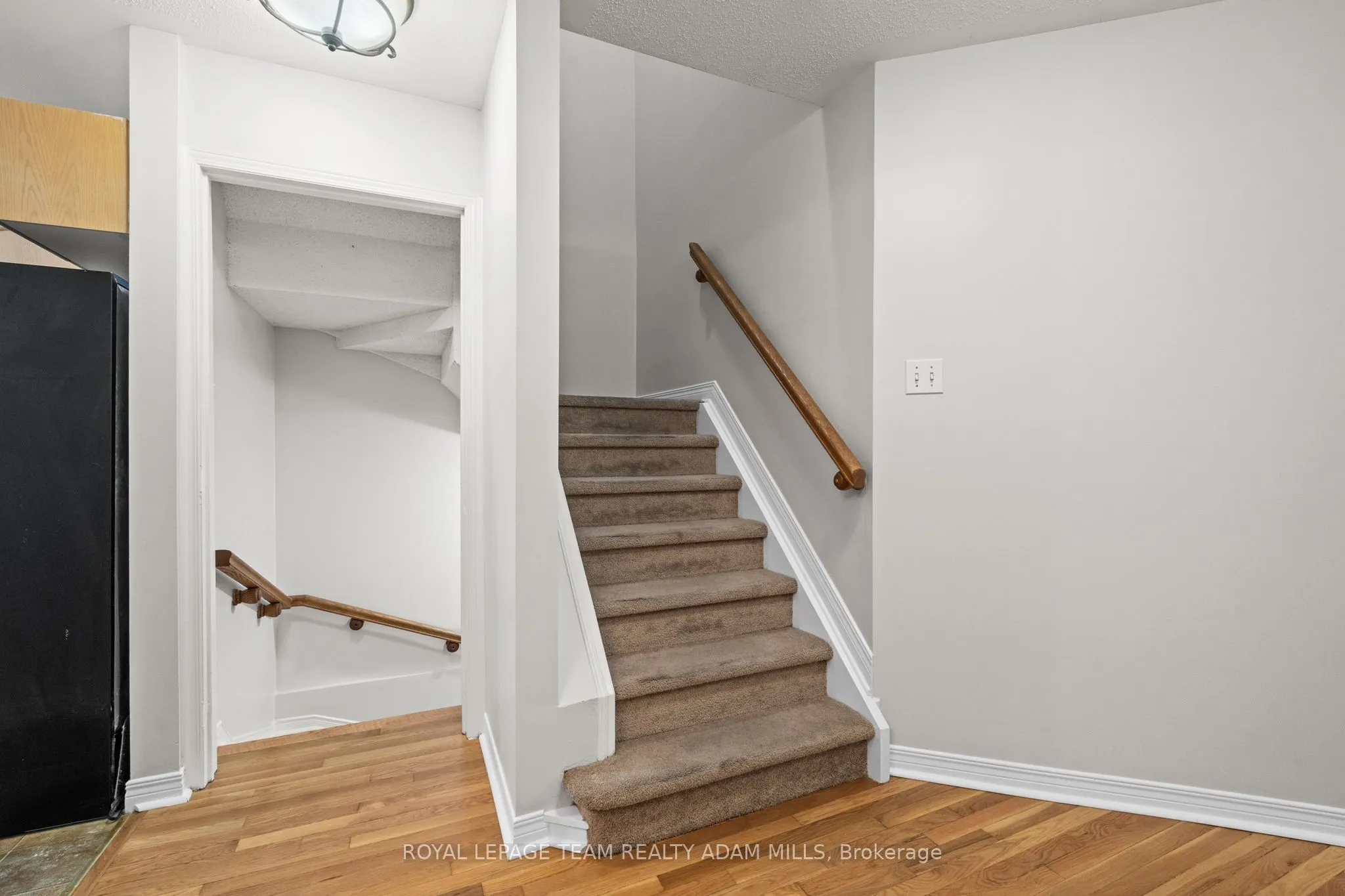194 Blackdome Crescent