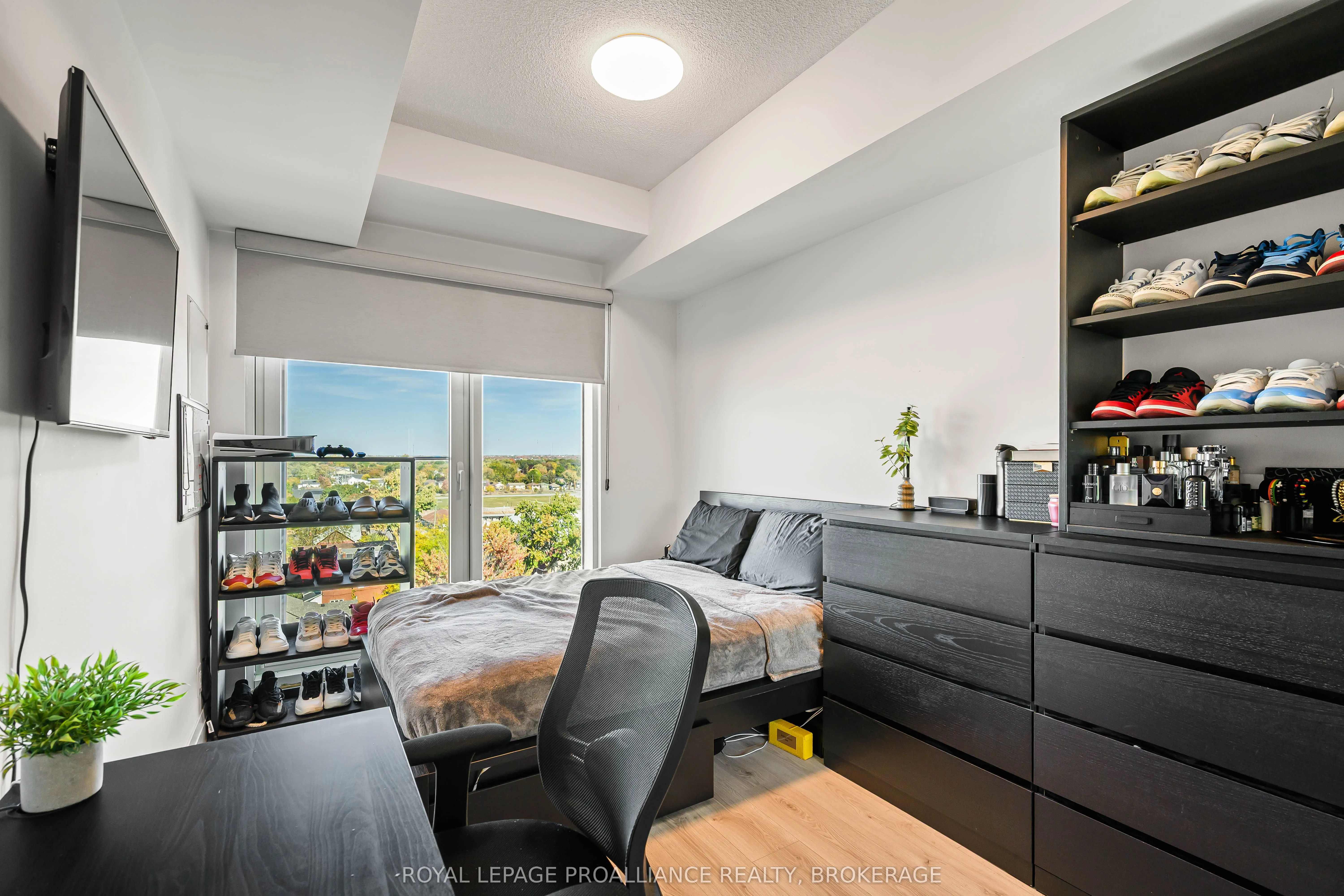 652 Princess Street, #914