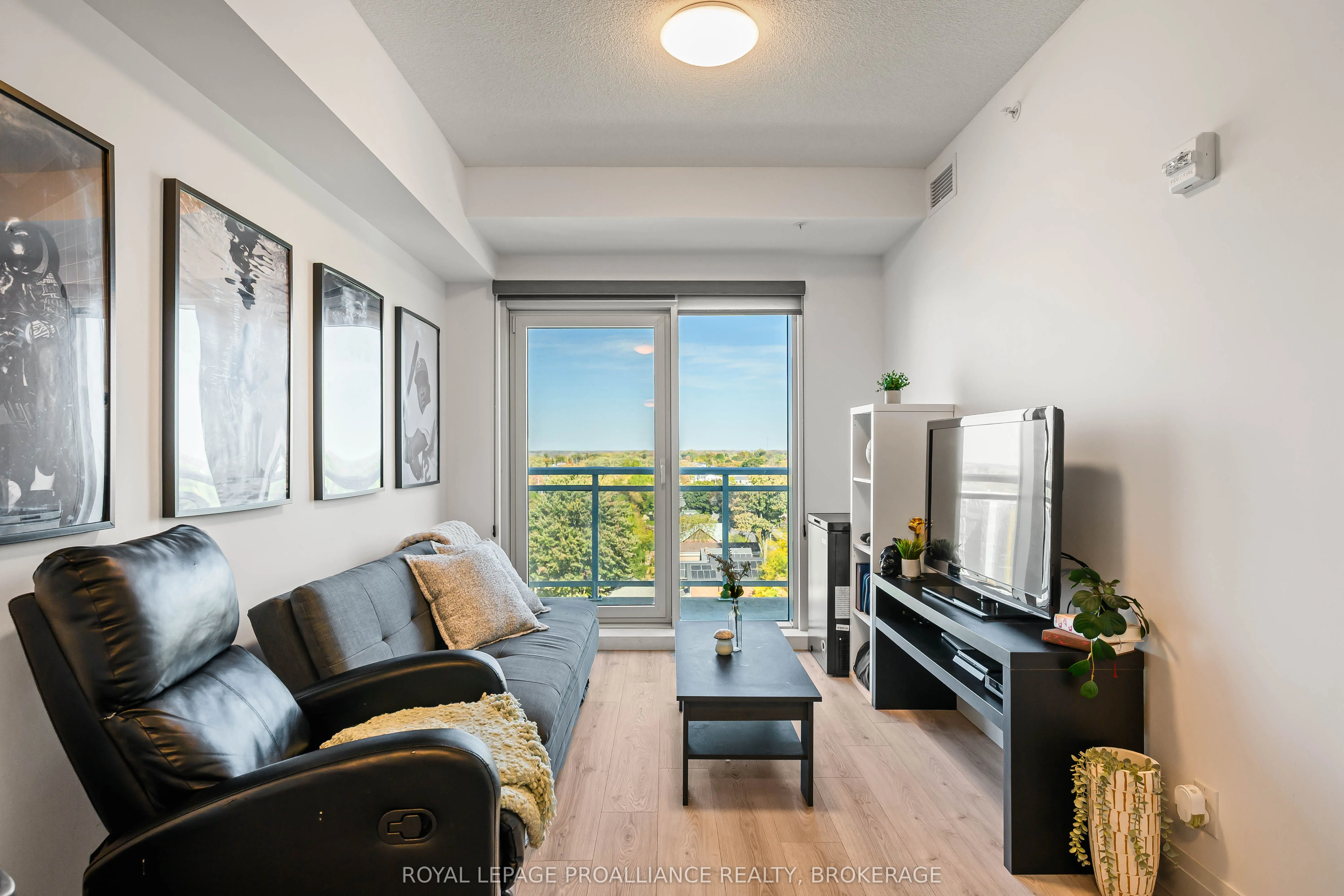 652 Princess Street, #914