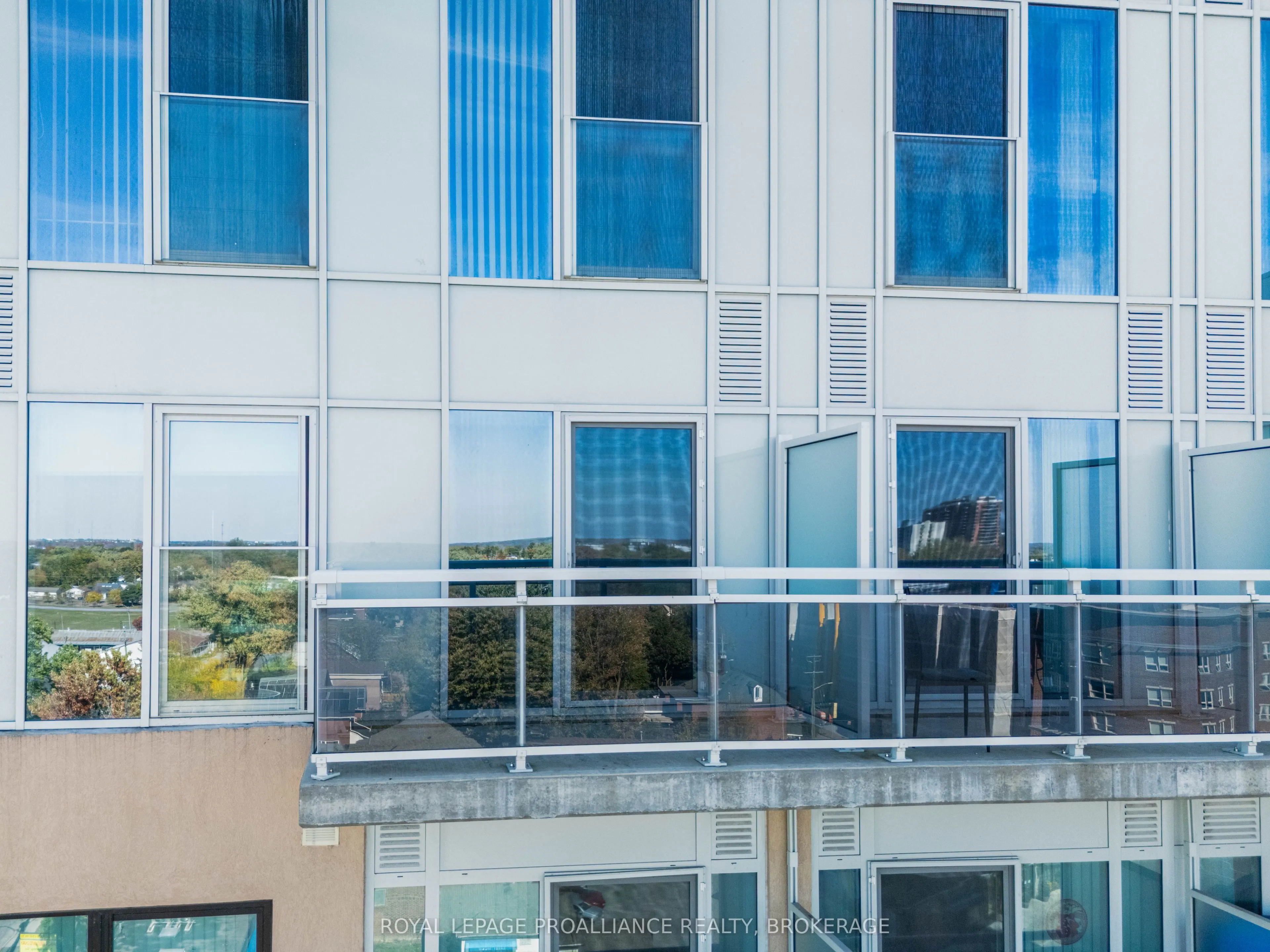 652 Princess Street, #914