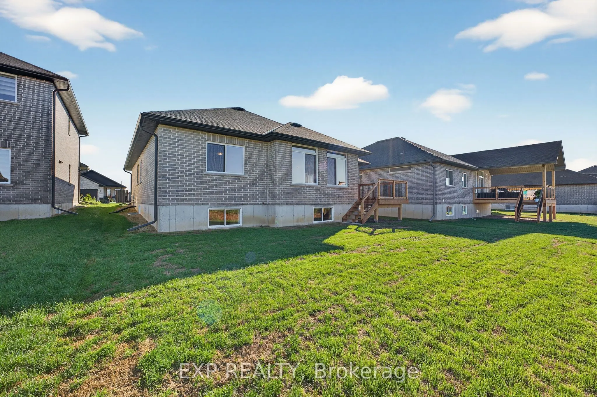 6 Vaughn Court