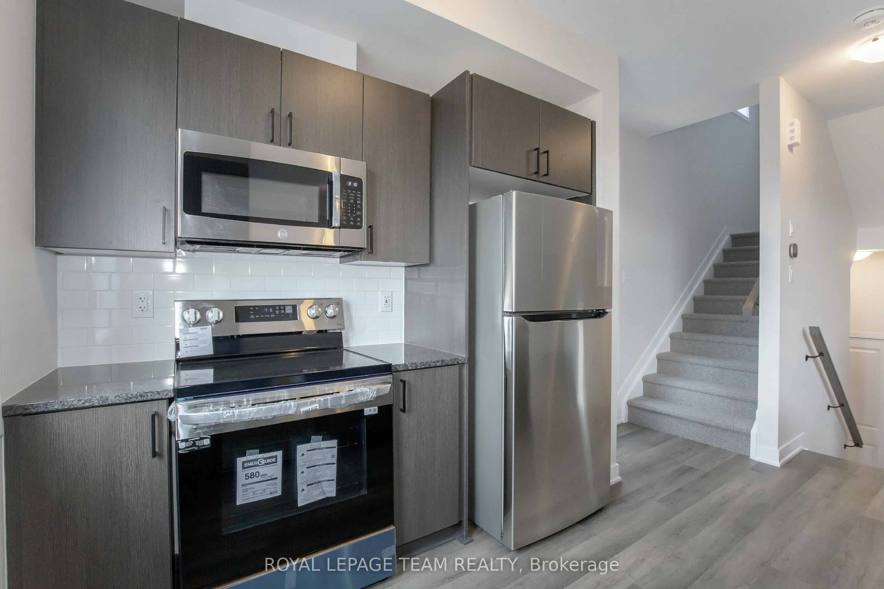 206 Tussock Private