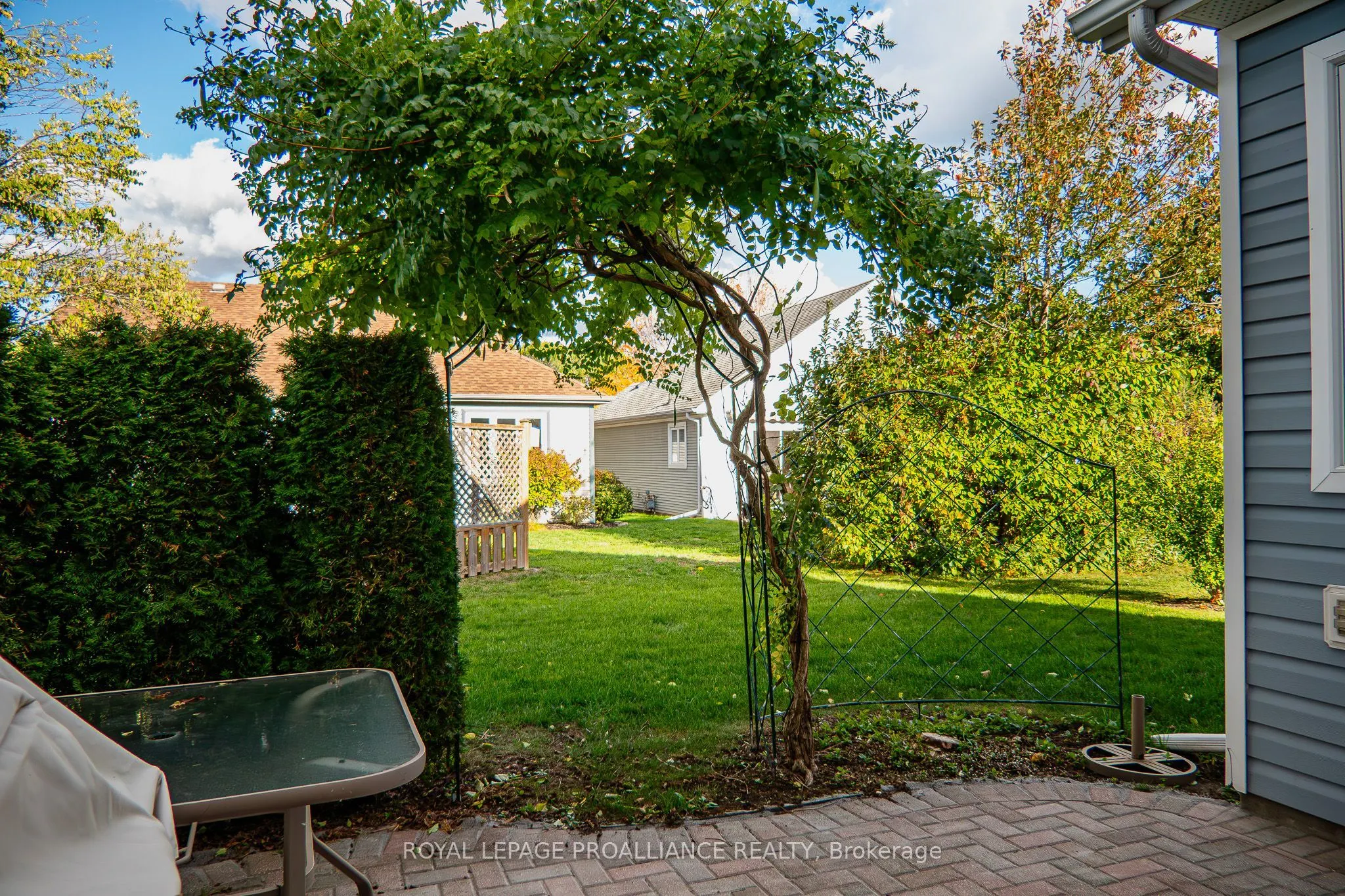 7 Nesbitt Drive