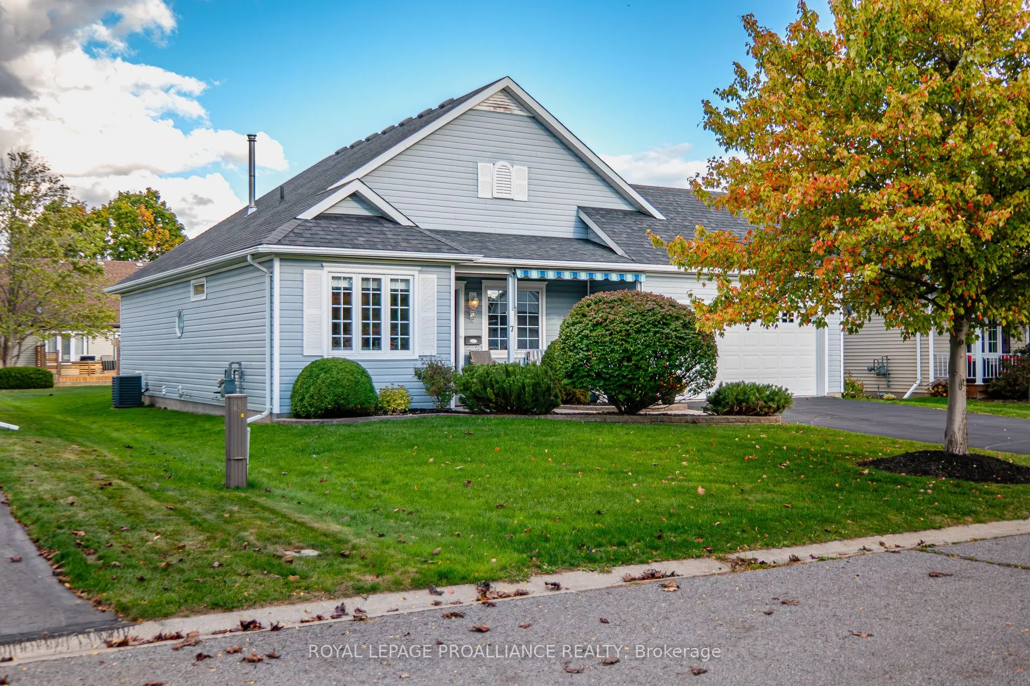 7 Nesbitt Drive