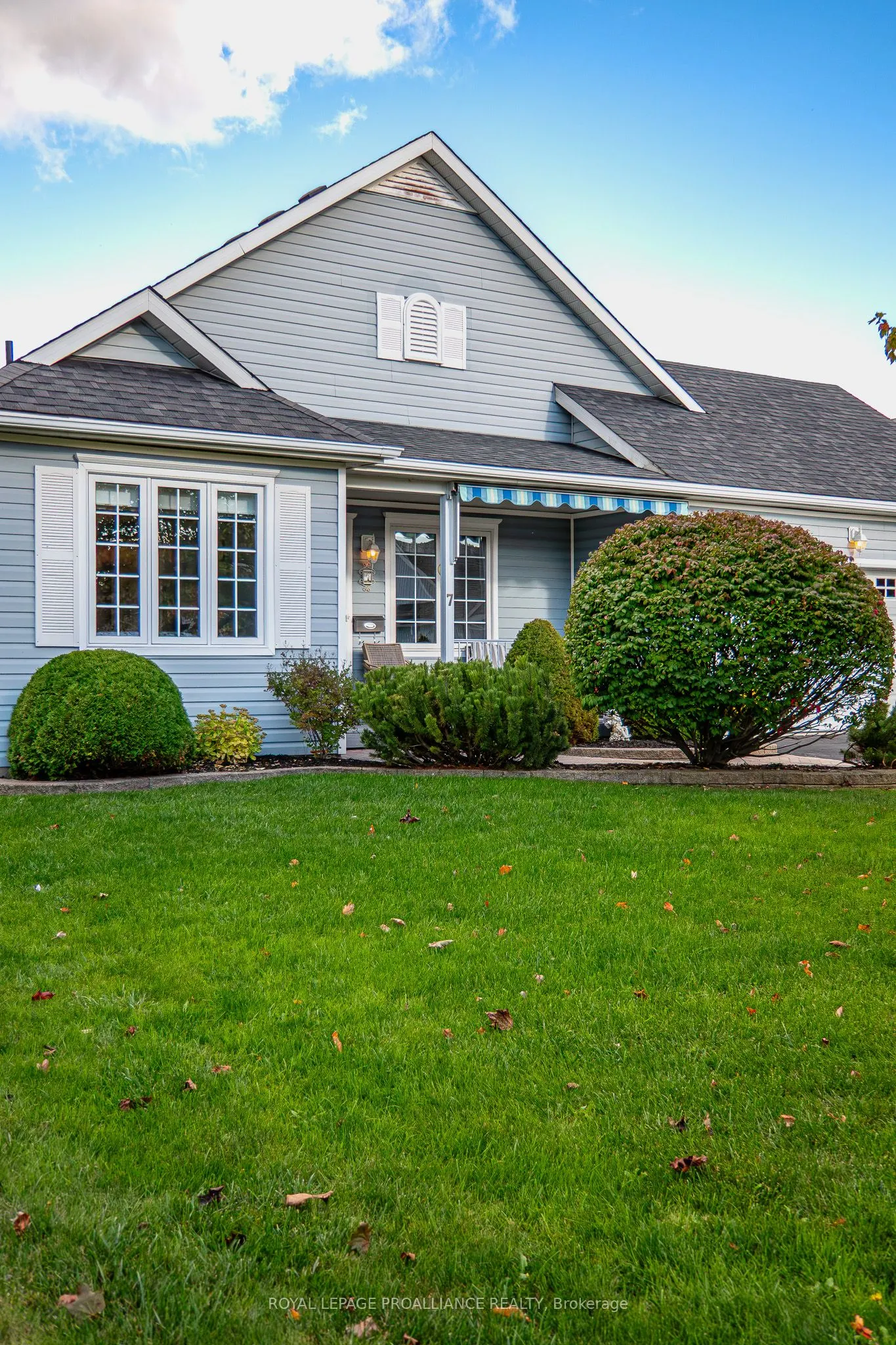 7 Nesbitt Drive