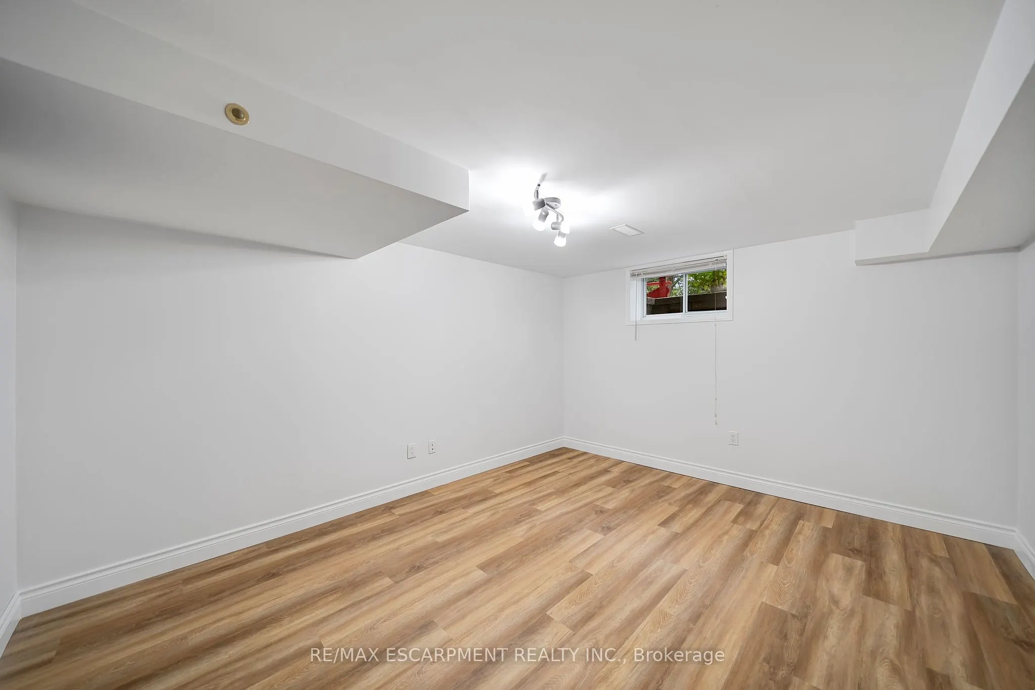 12 Geddes Street