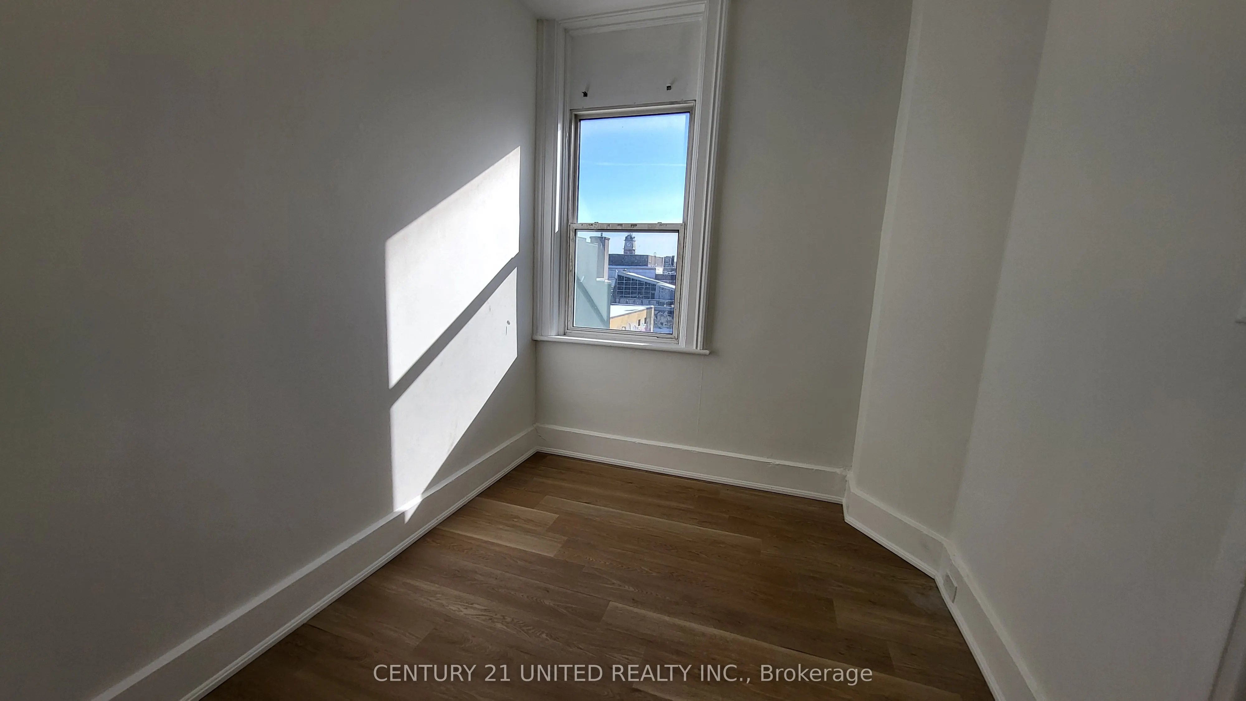 172.5 Hunter Street, #7