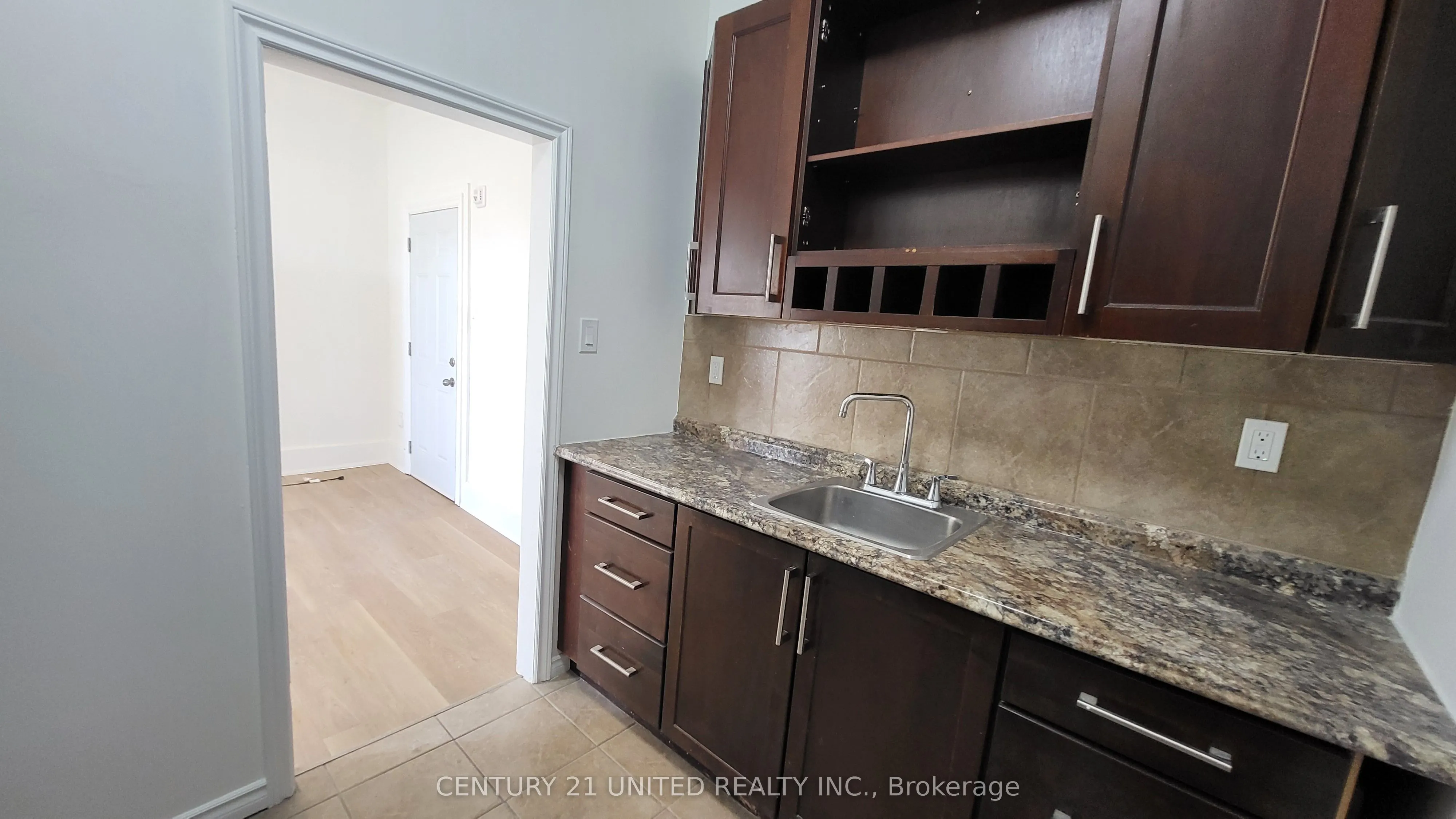 172.5 Hunter Street, #7