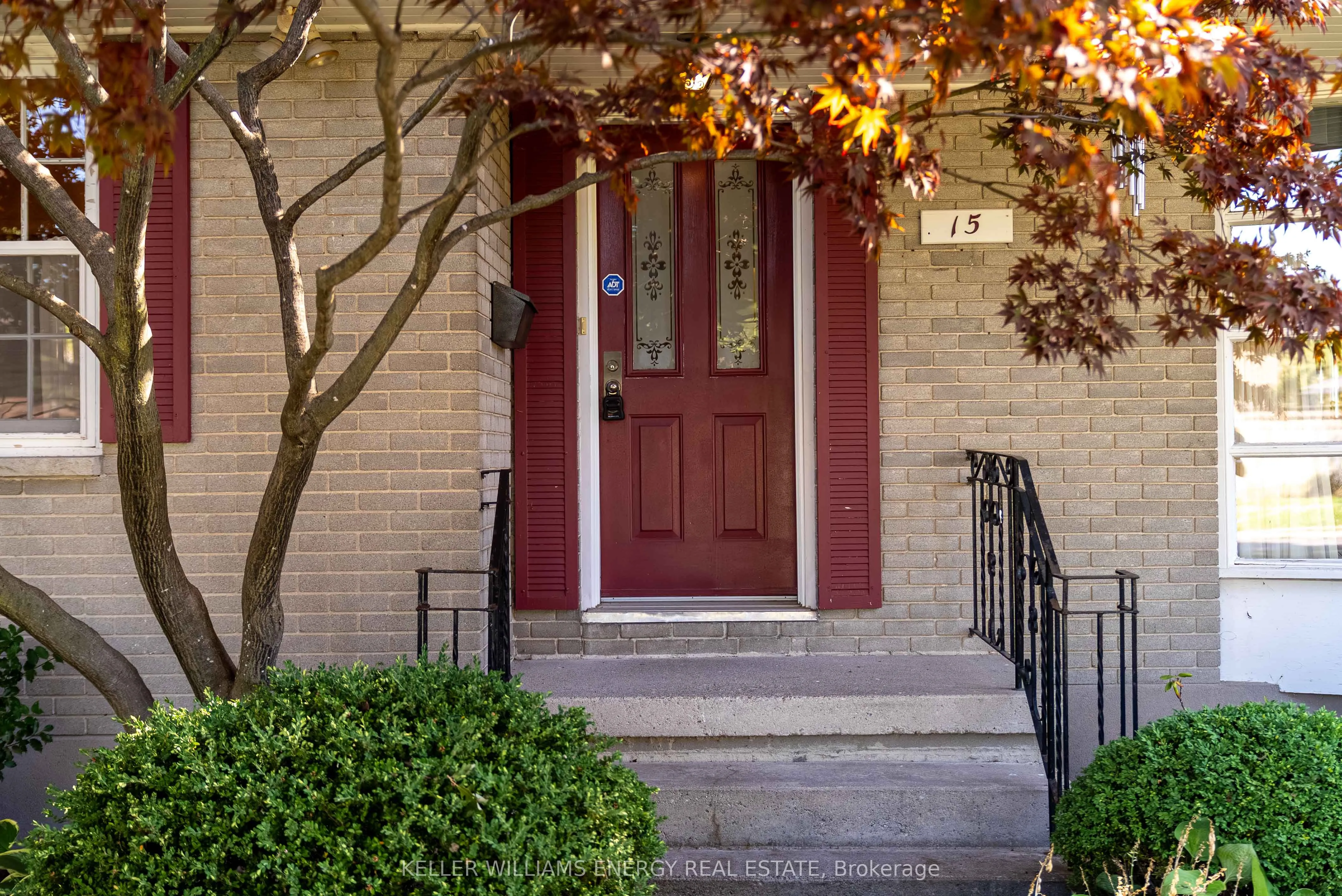 15 Southwood Crescent