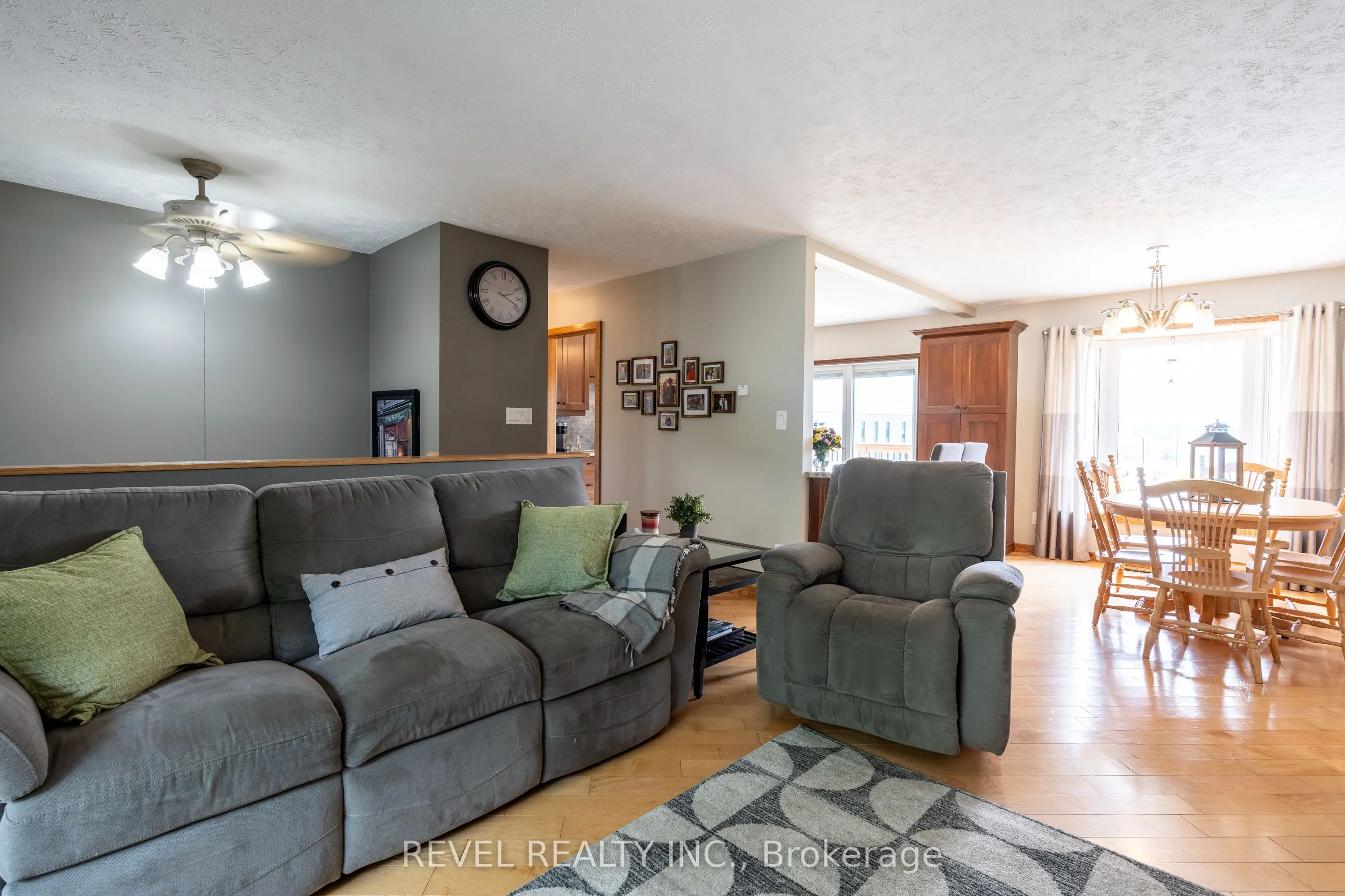29 Armstrong Crescent