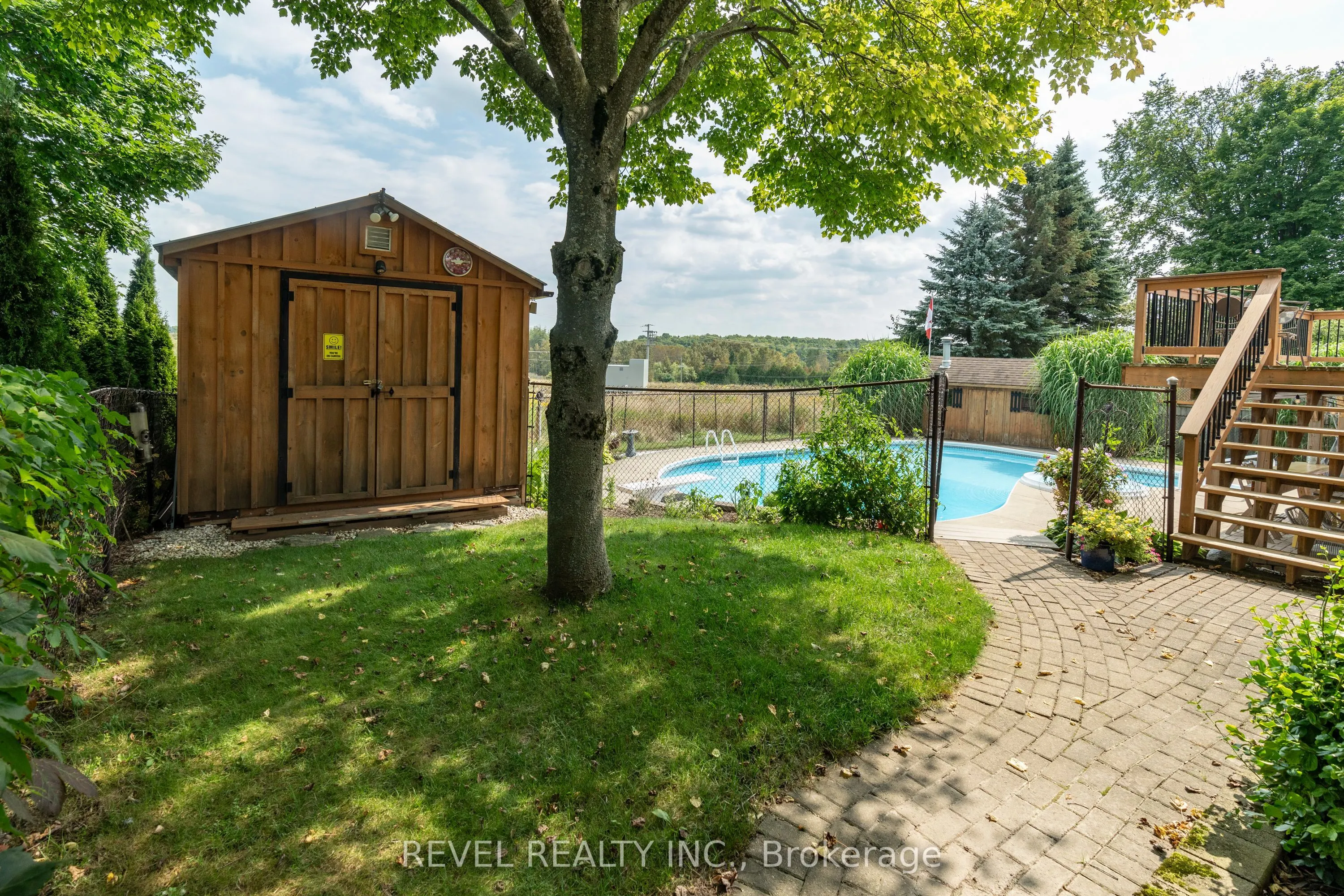 29 Armstrong Crescent