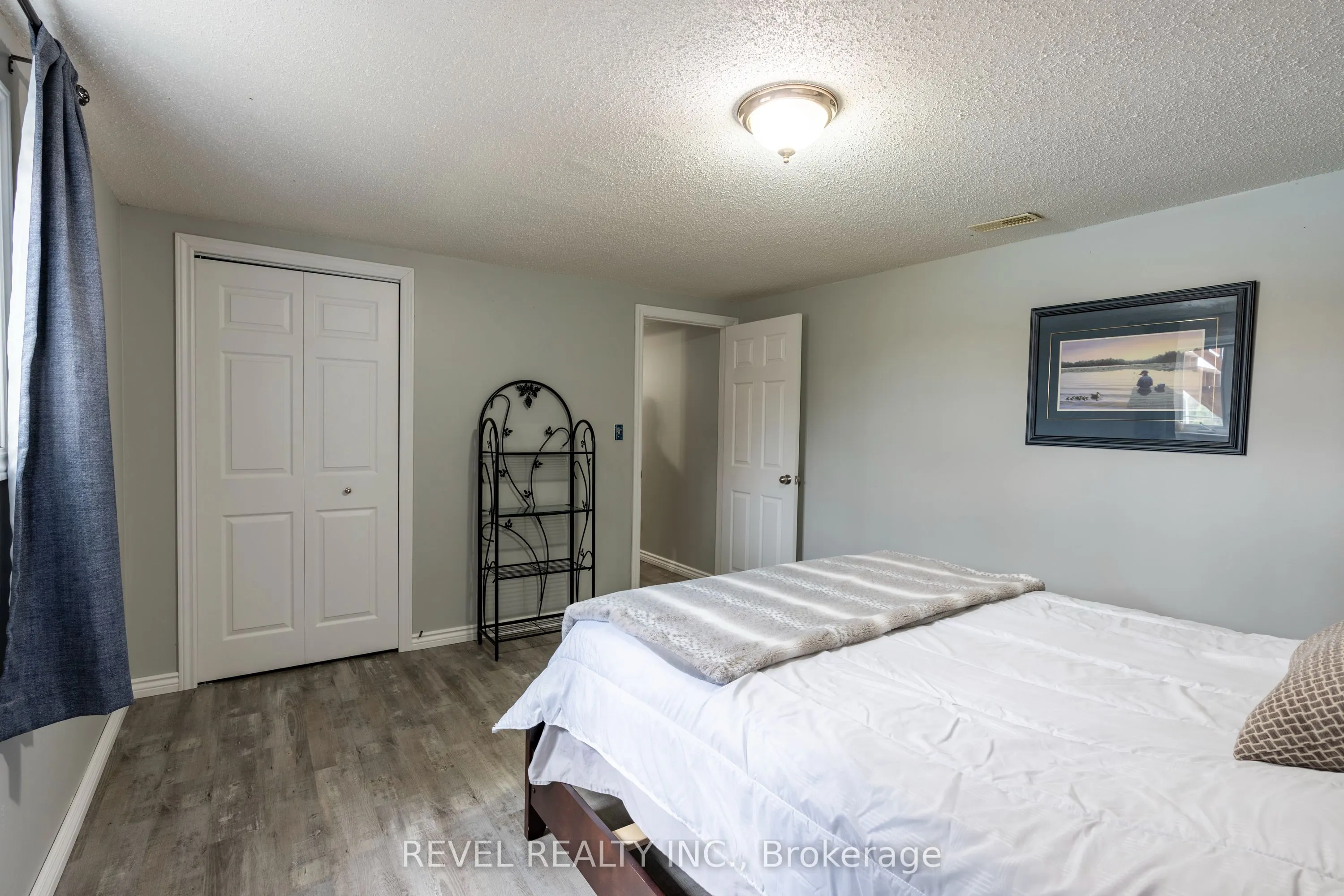 29 Armstrong Crescent