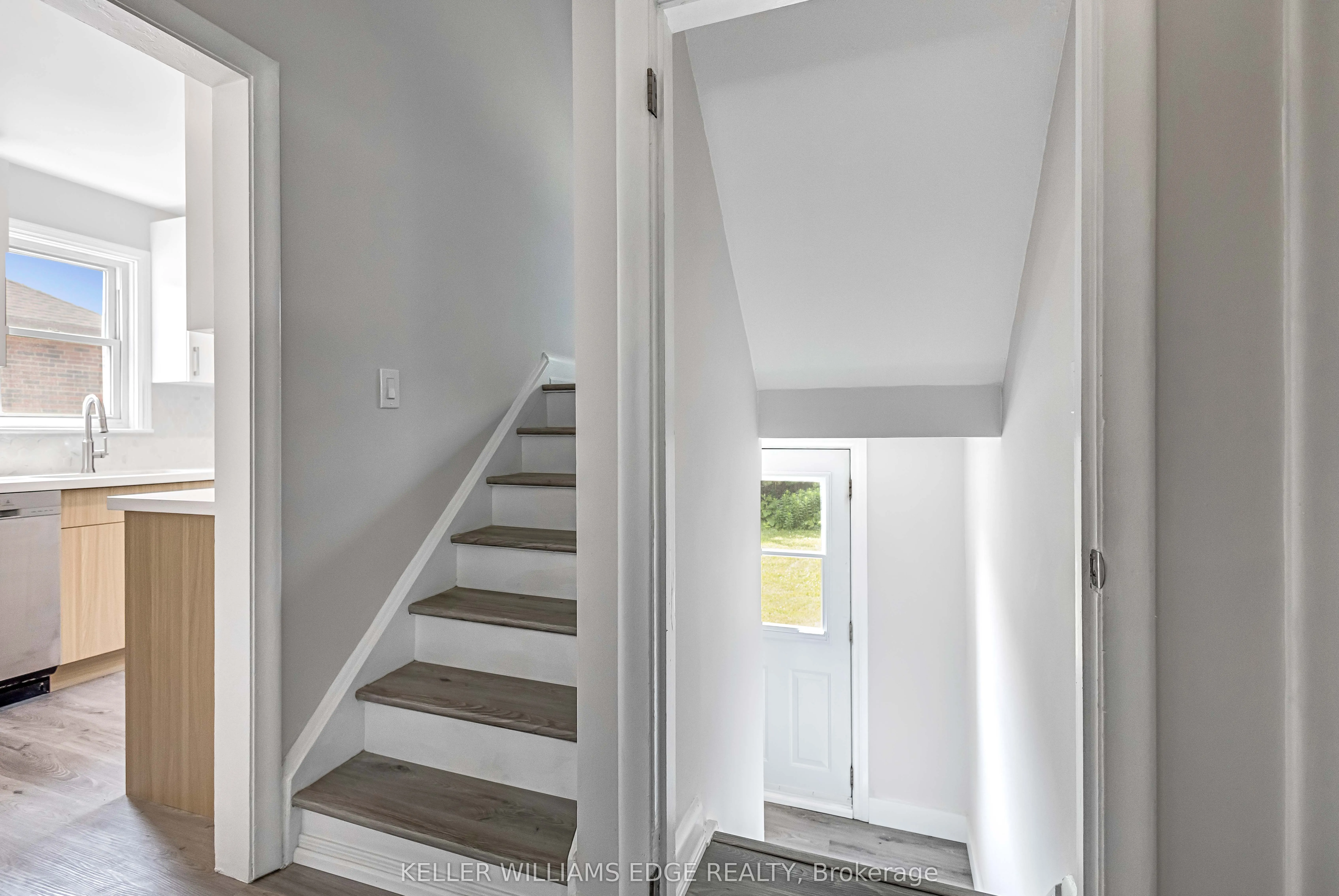 44 West 4th Street, #Upper Level