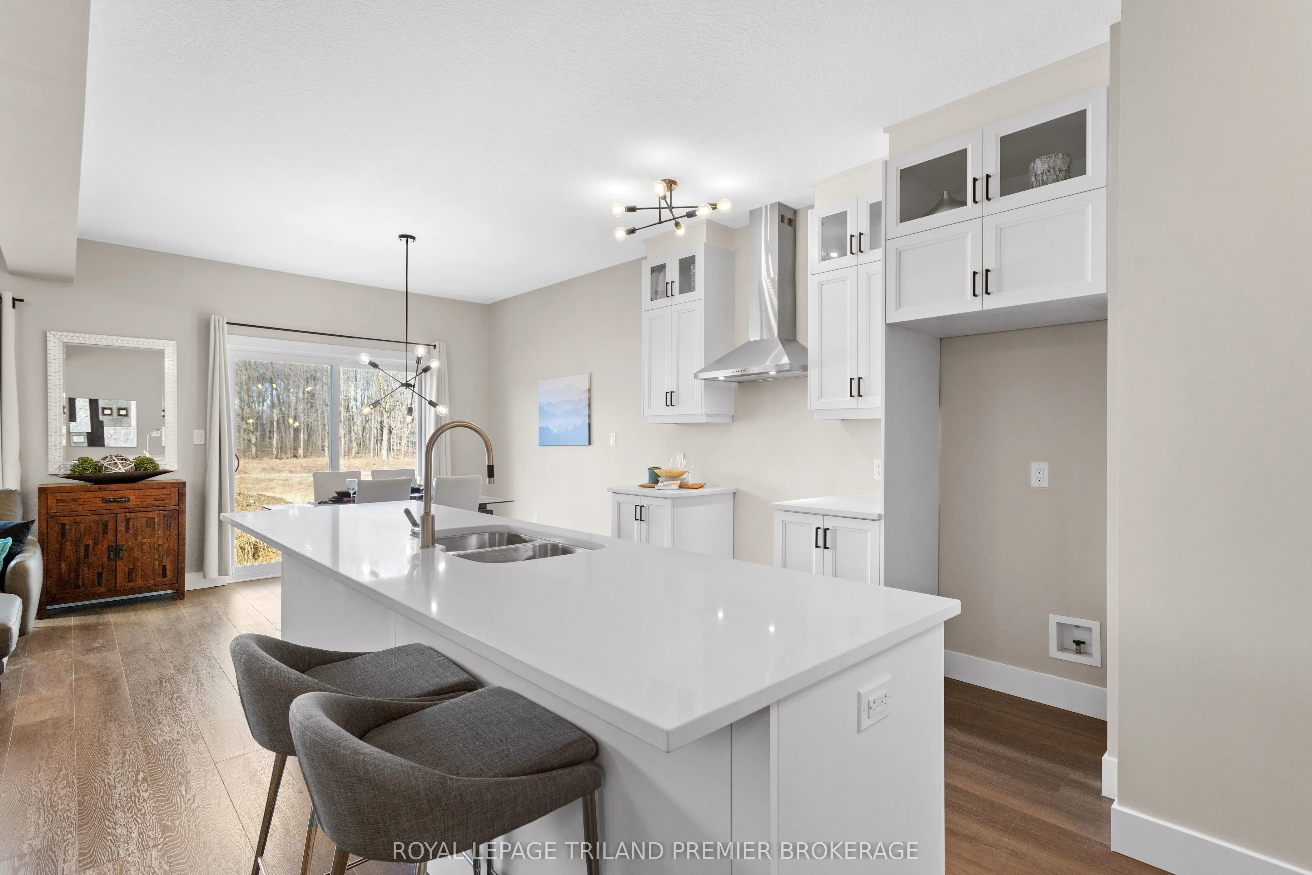 1597 CHICKADEE Trail