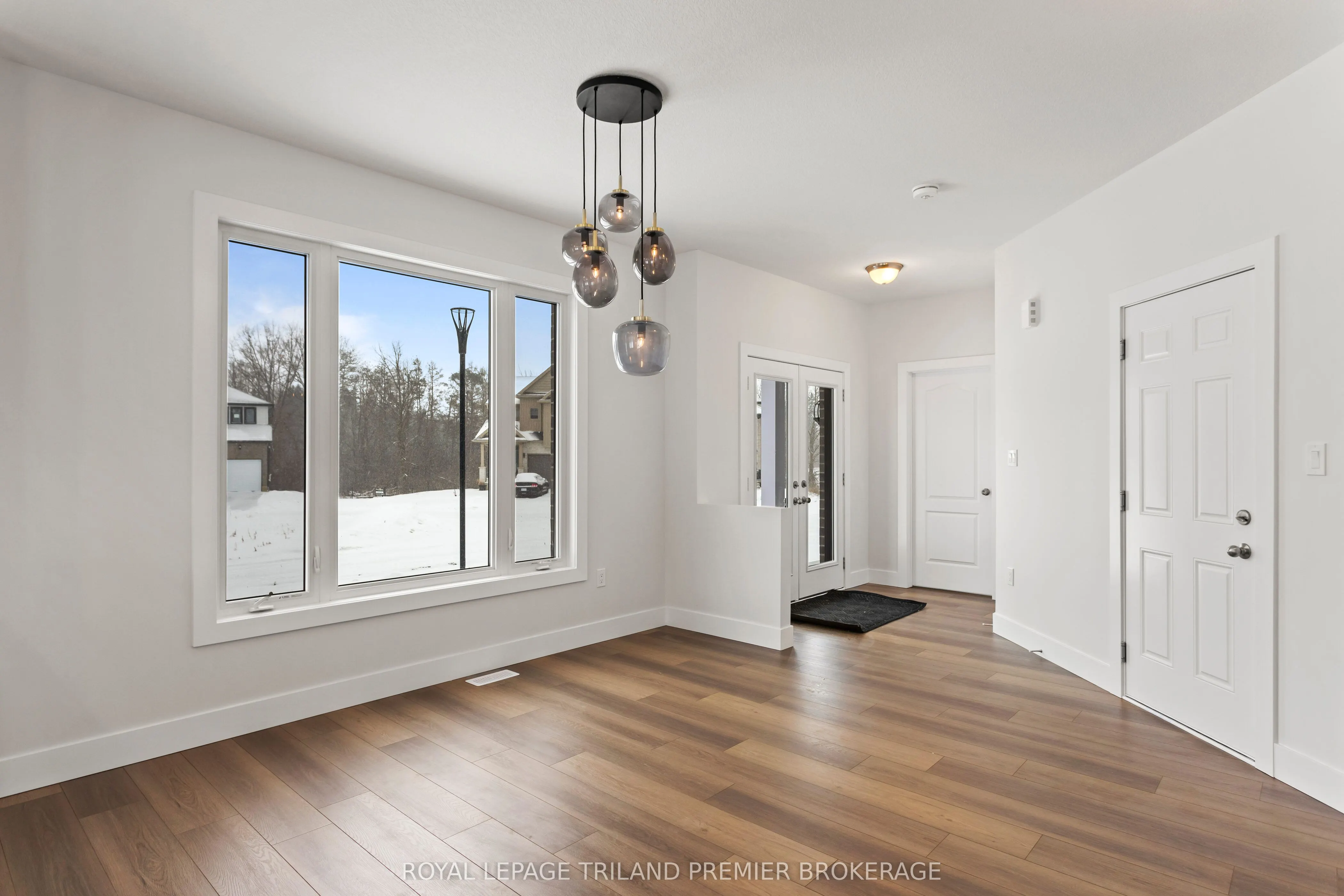 1585 CHICKADEE Trail