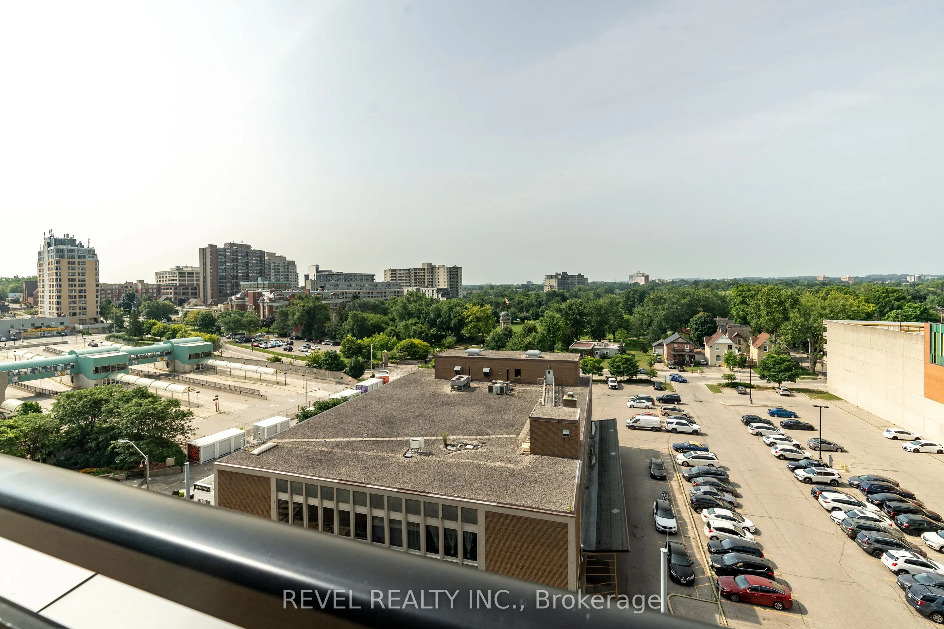 60 Charles Street W, #5