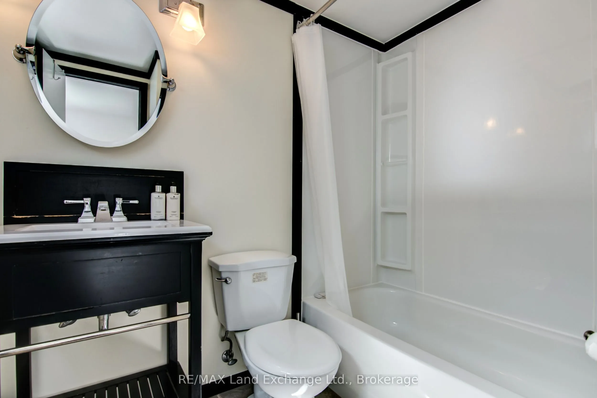 511 Wales Drive, ##2