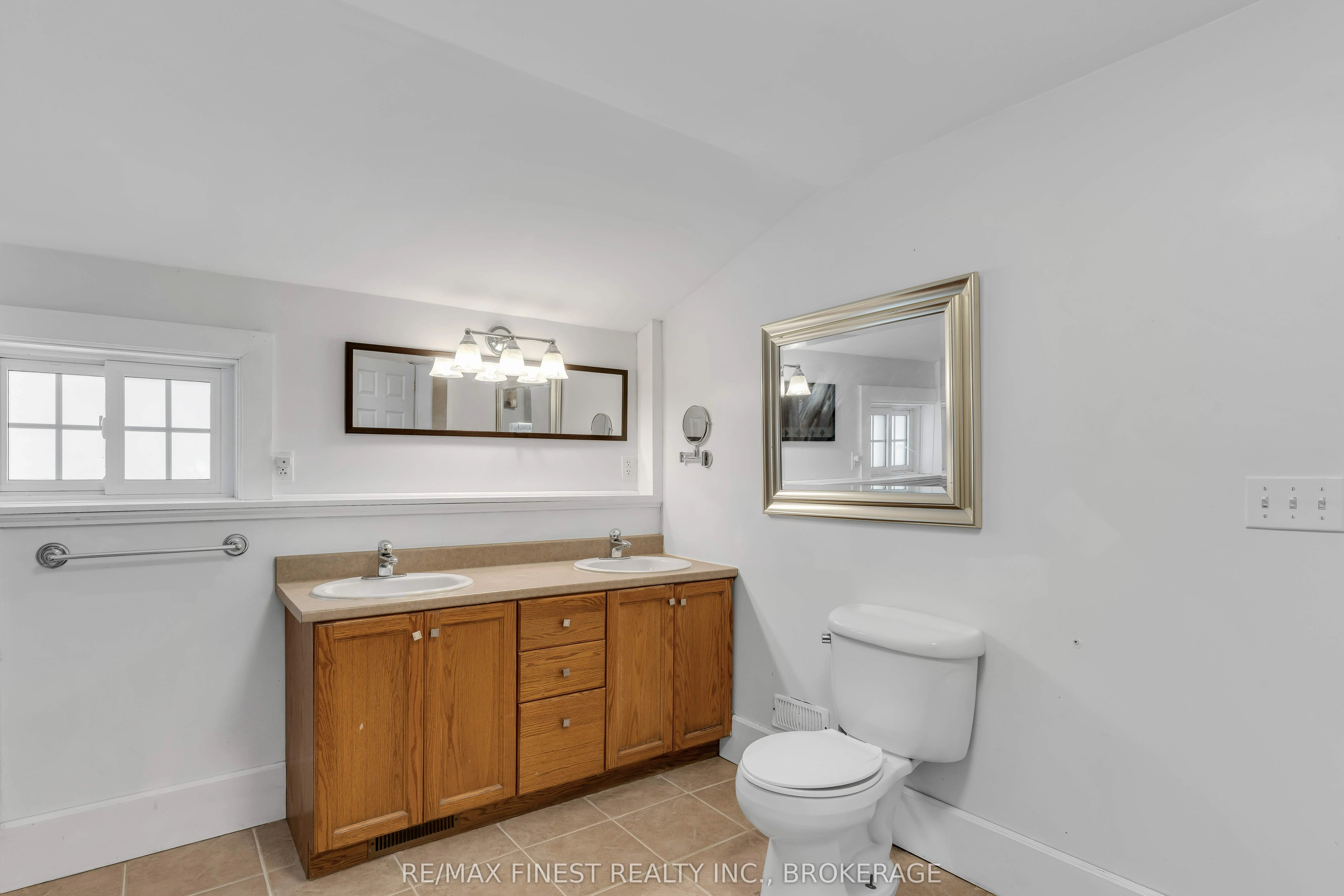 763 King street West
