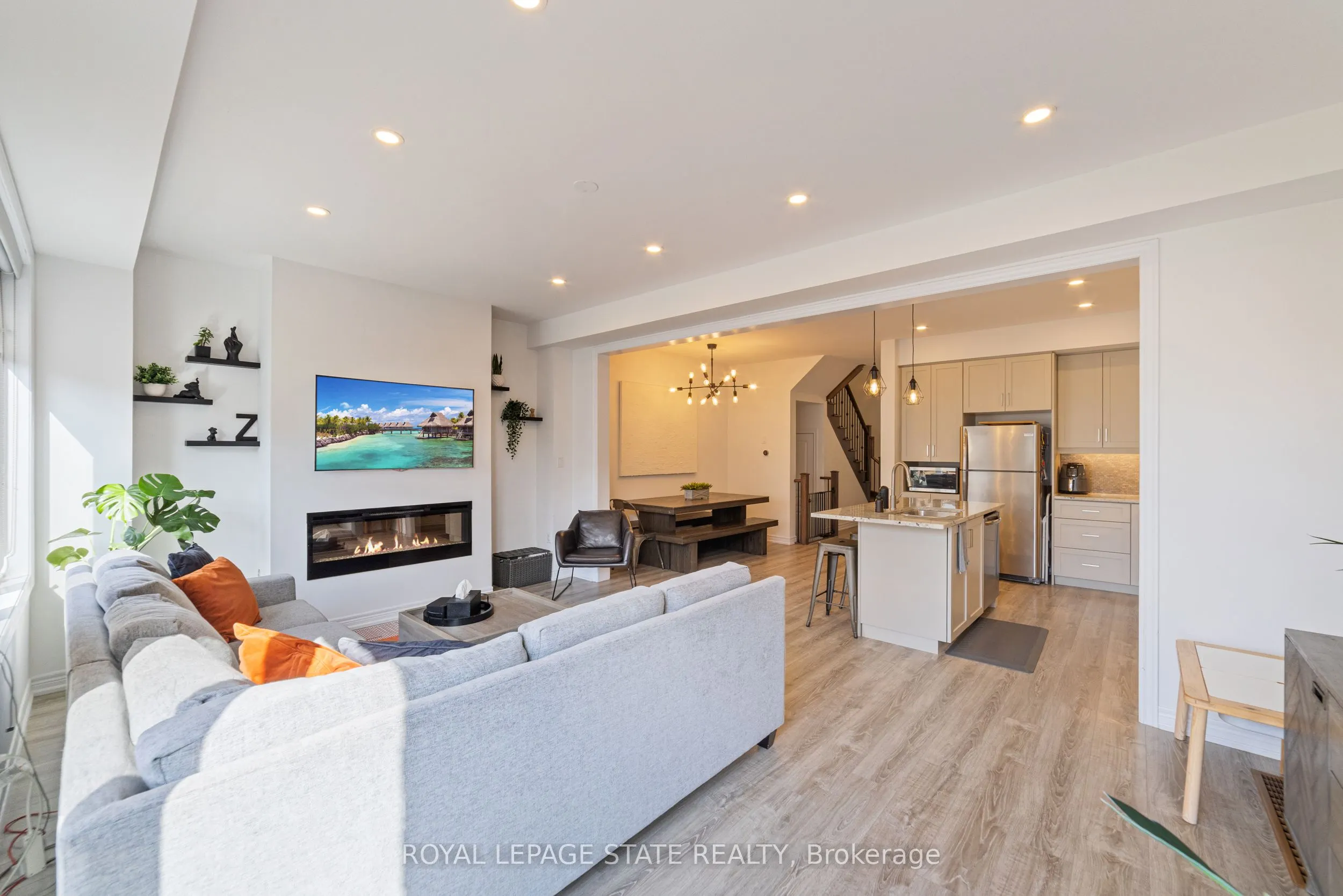 1890 Rymal Road E, #43