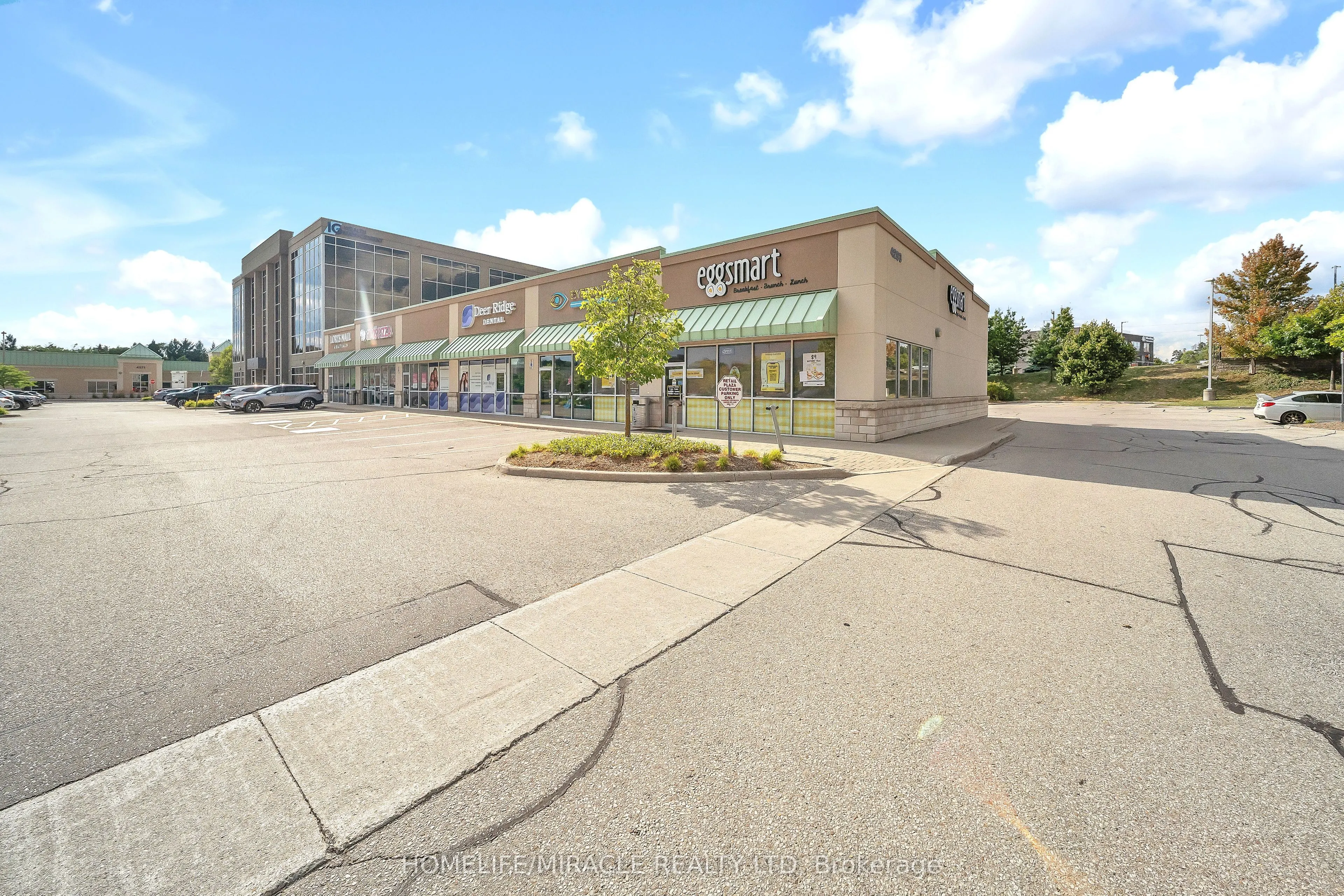 4293 King Street E, #6