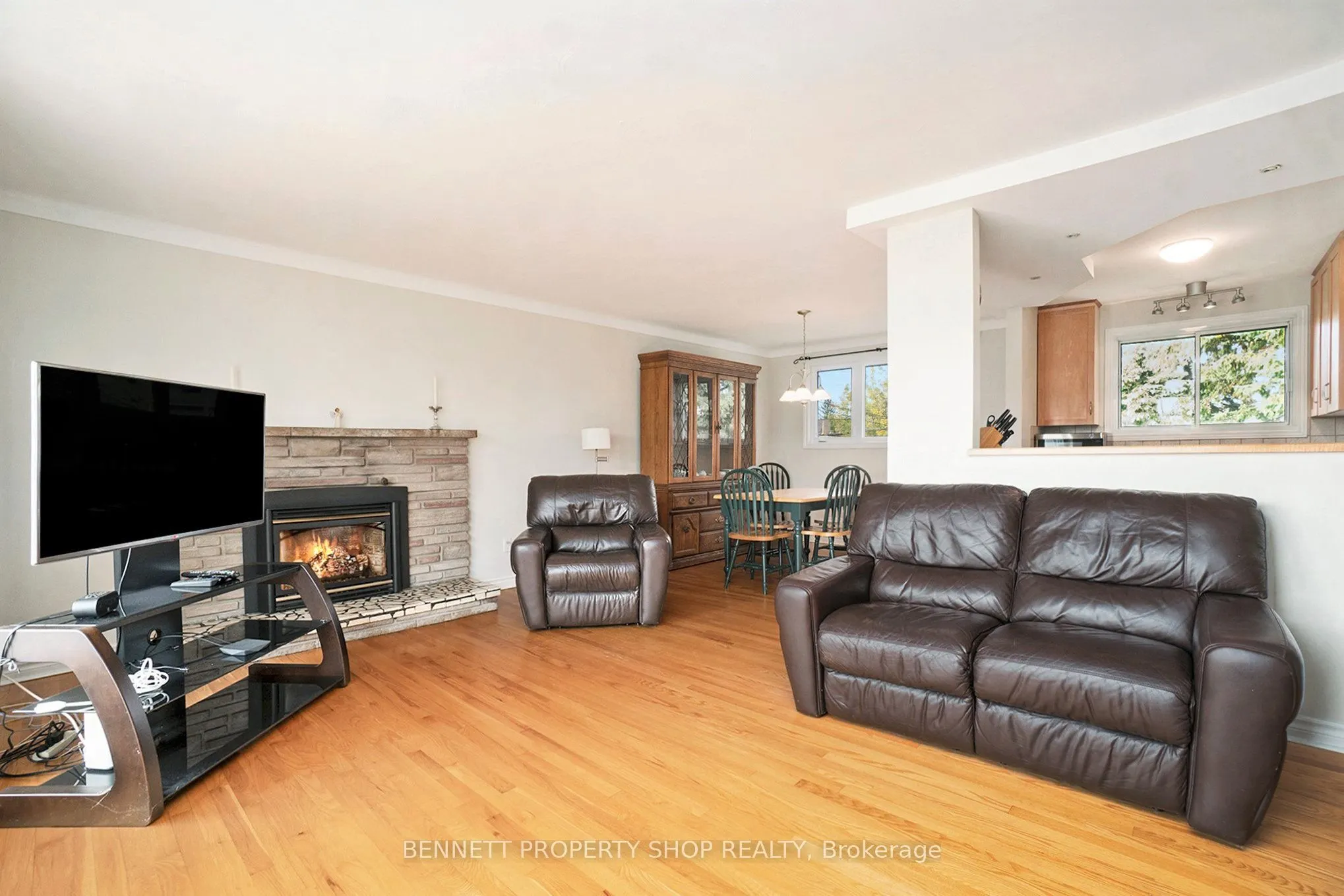 17 Glenmanor Drive