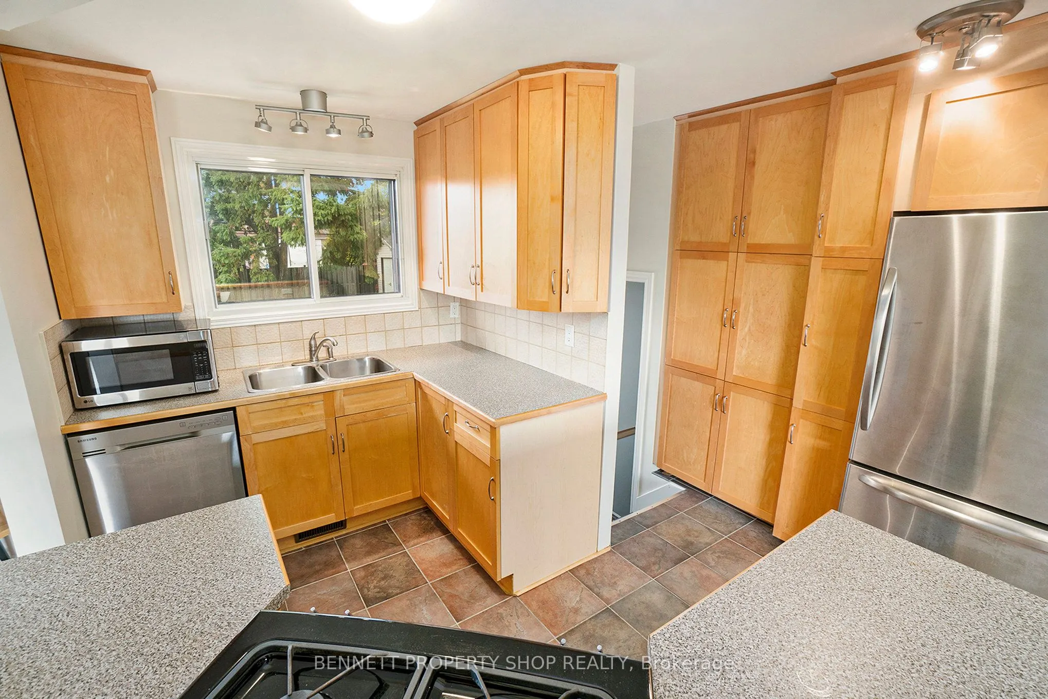 17 Glenmanor Drive