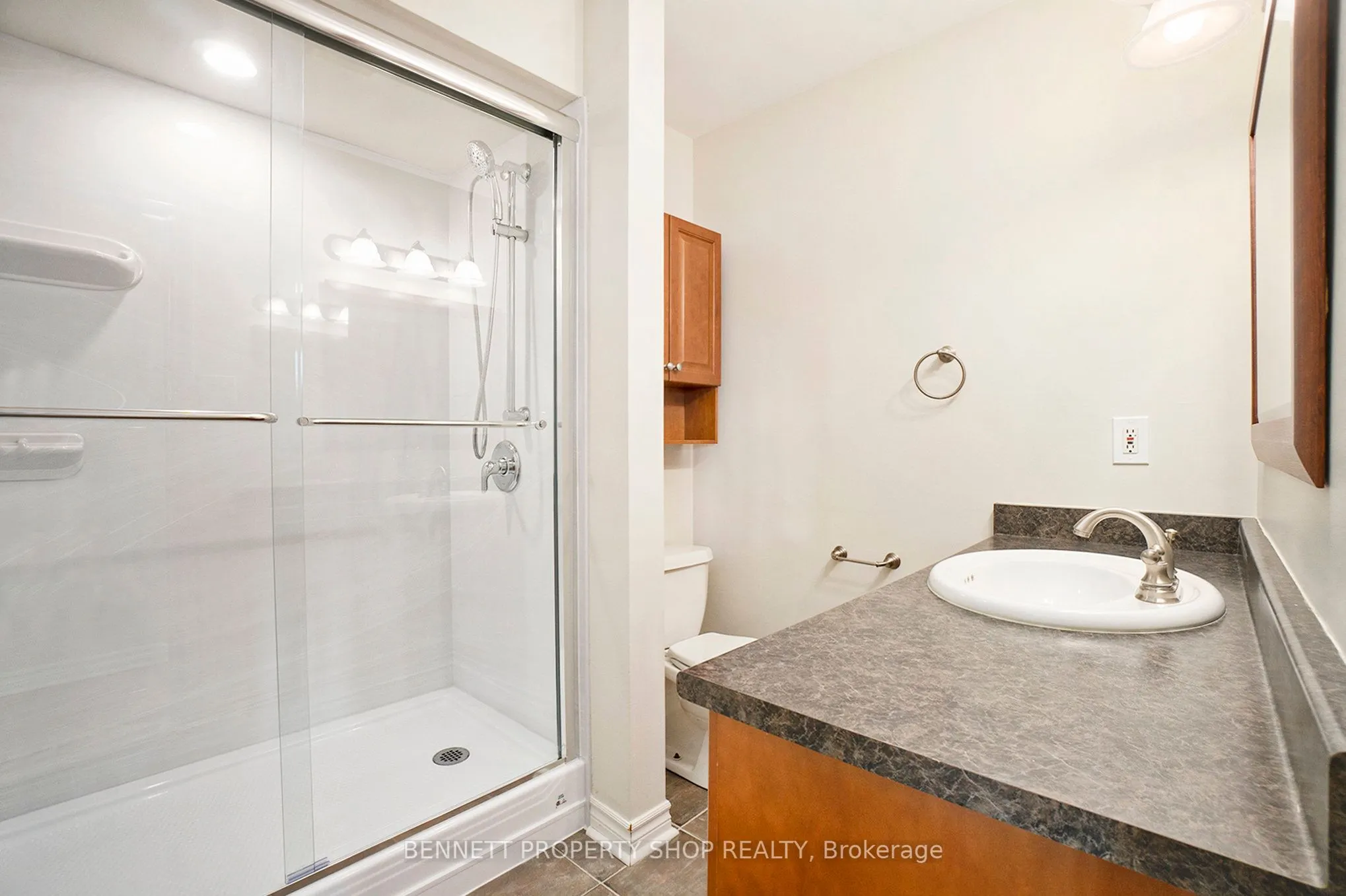 17 Glenmanor Drive