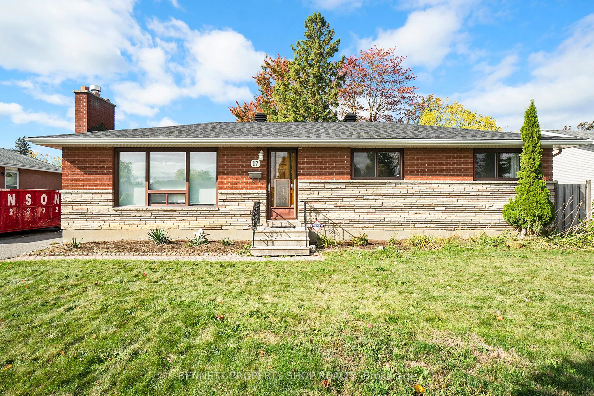 17 Glenmanor Drive
