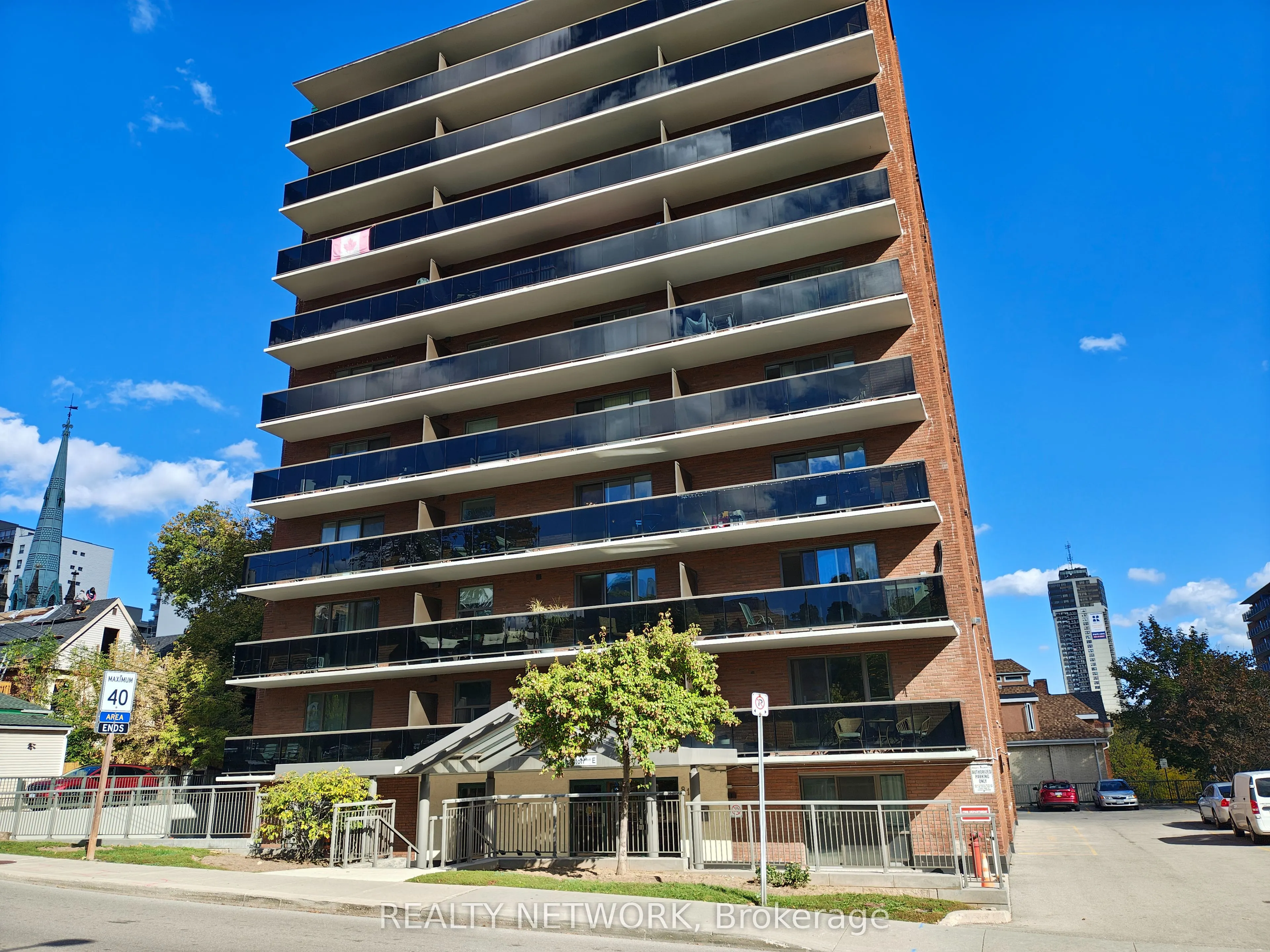 81 Charlton Avenue E, #103