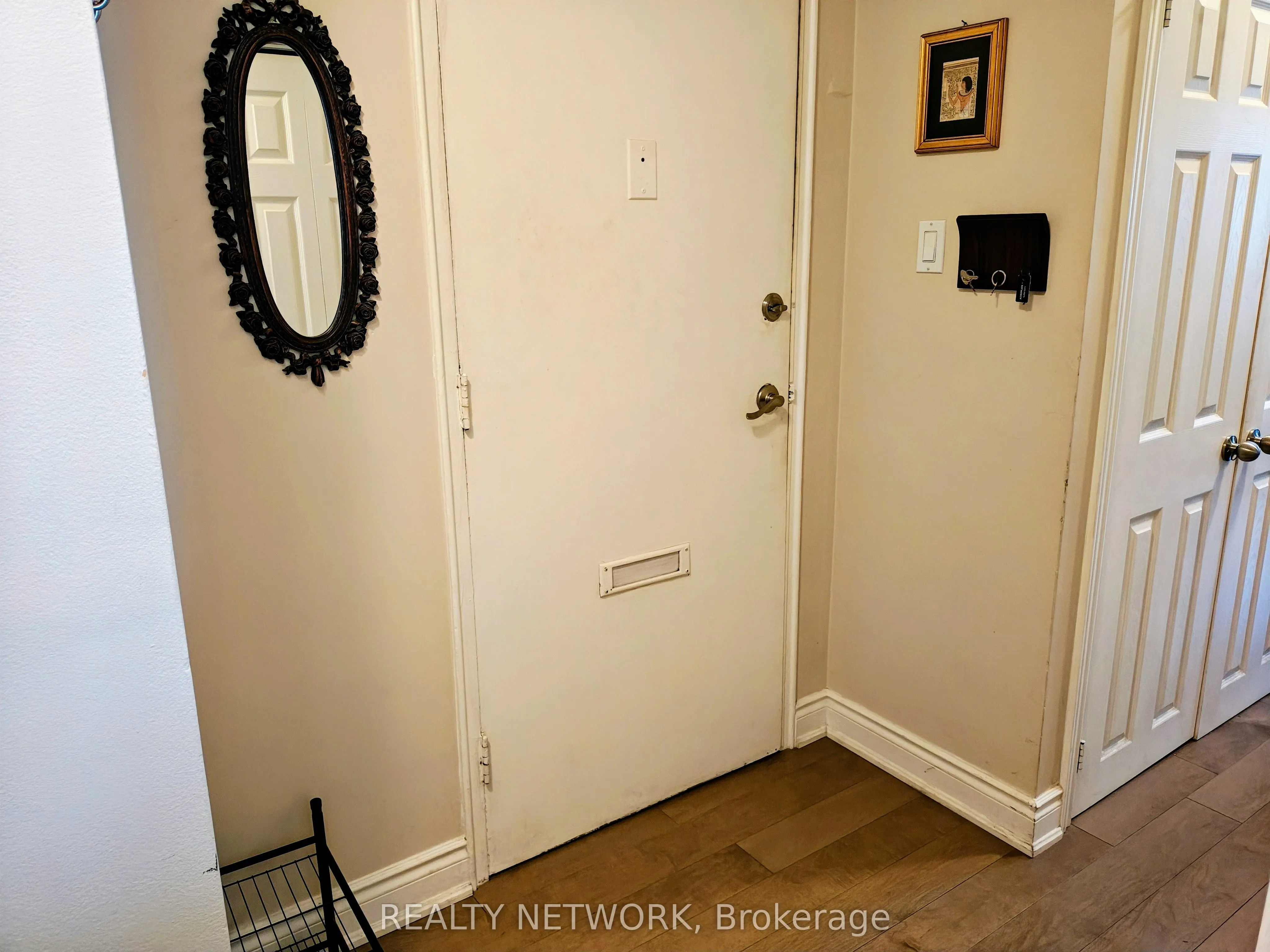 81 Charlton Avenue E, #103