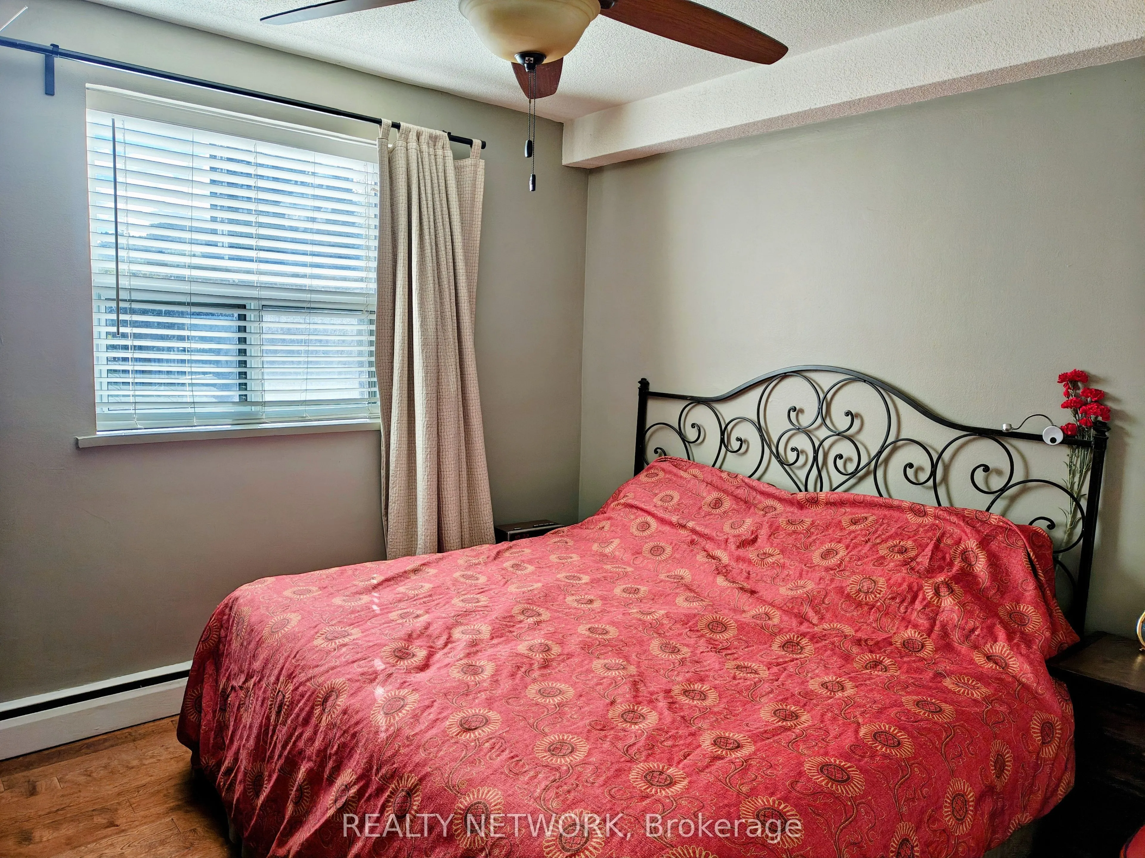 81 Charlton Avenue E, #103