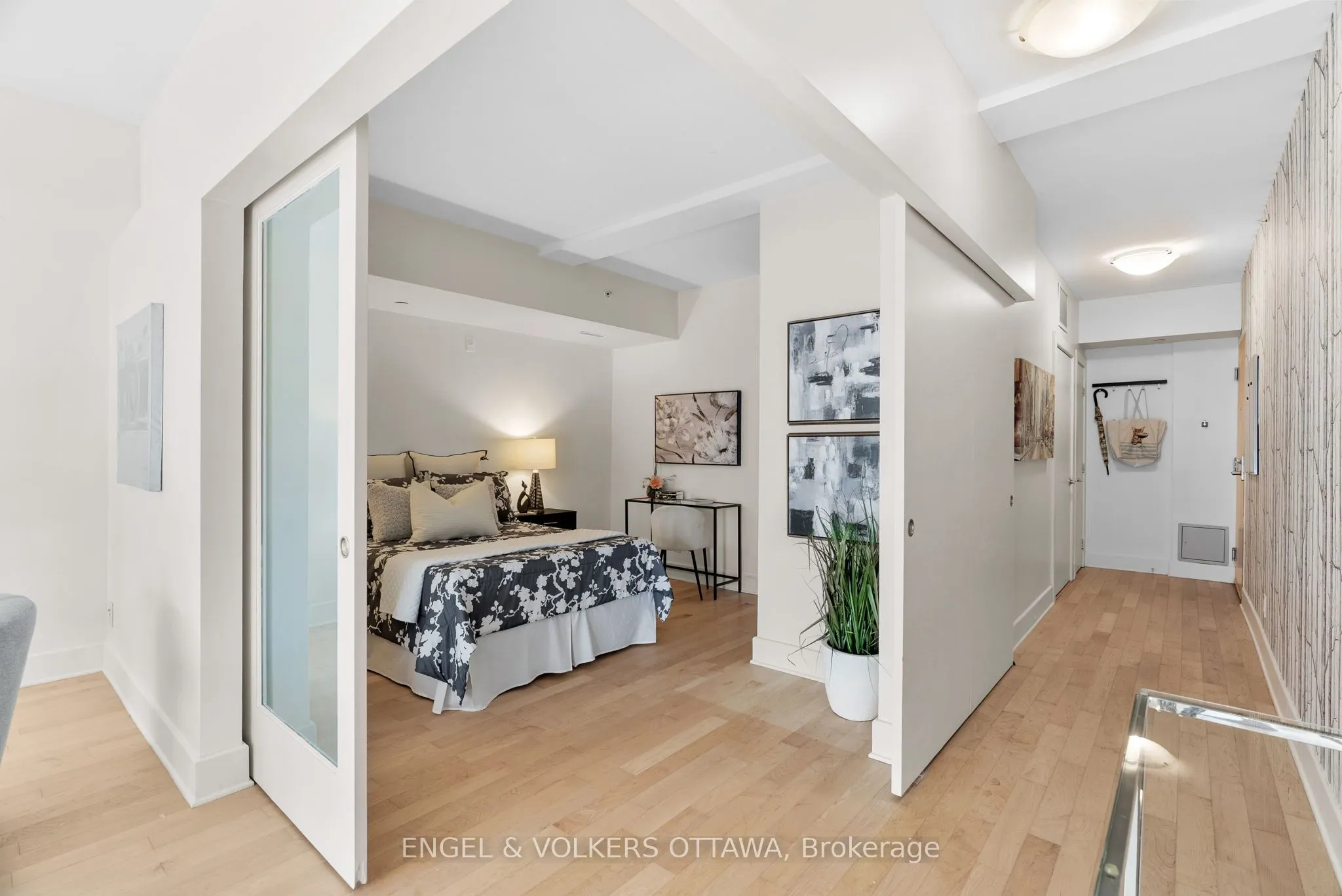 390 Booth Street, #106