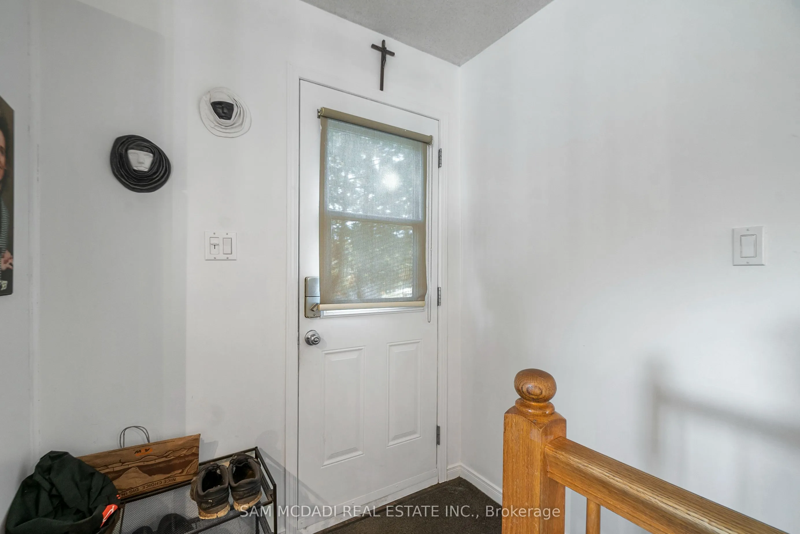 2705 Laurier Street