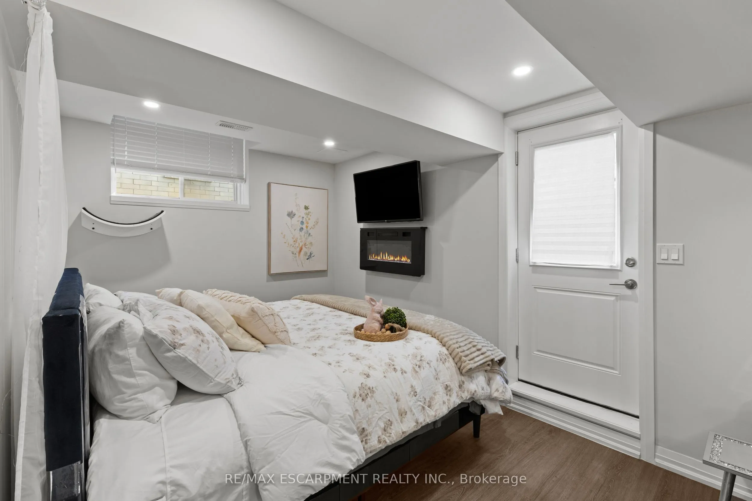 4552 PORTAGE Road, #96