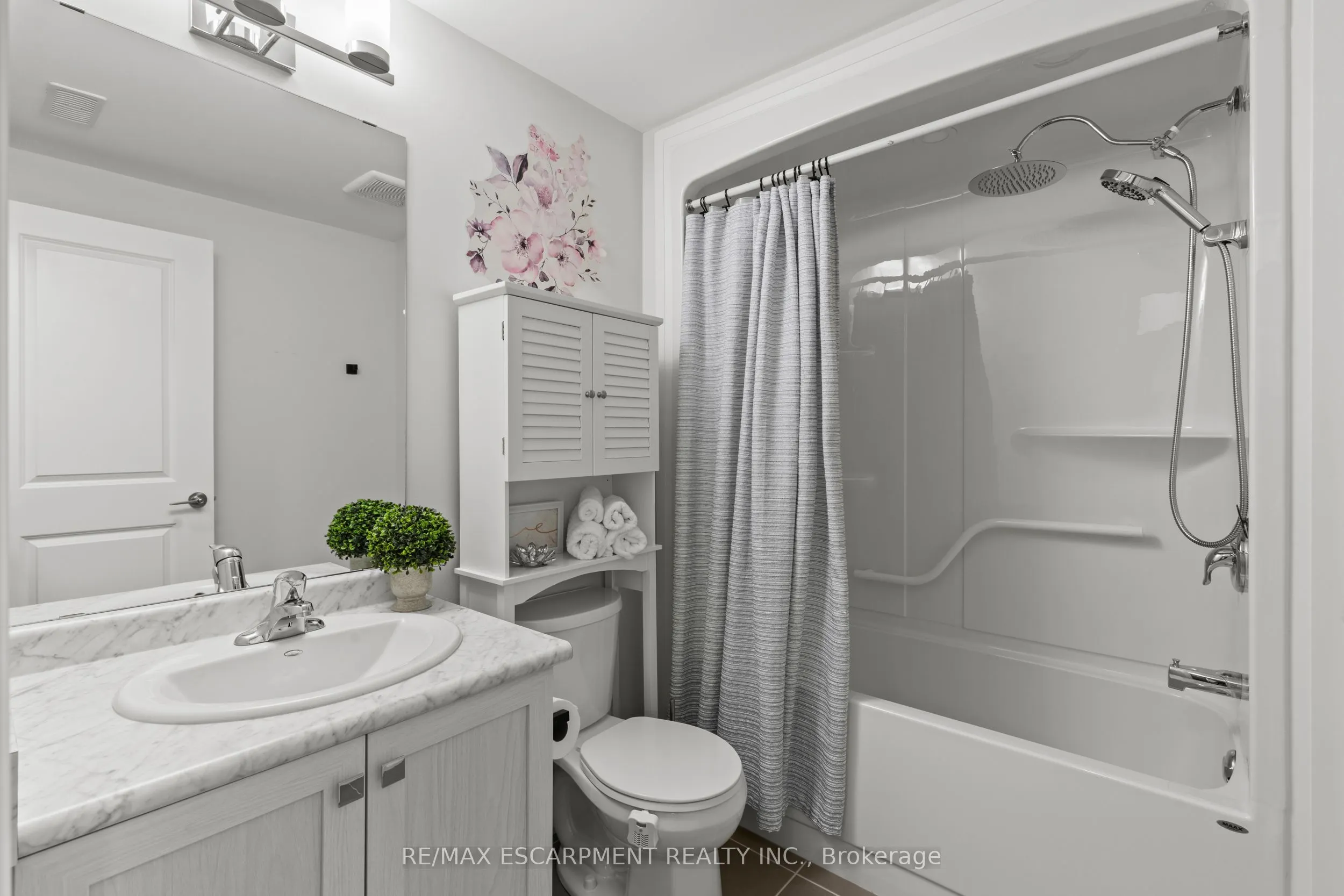 4552 PORTAGE Road, #96