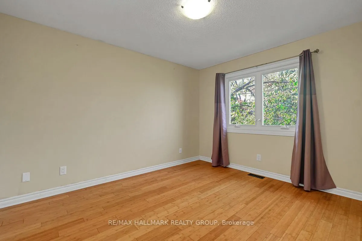 2194 Niagara Drive