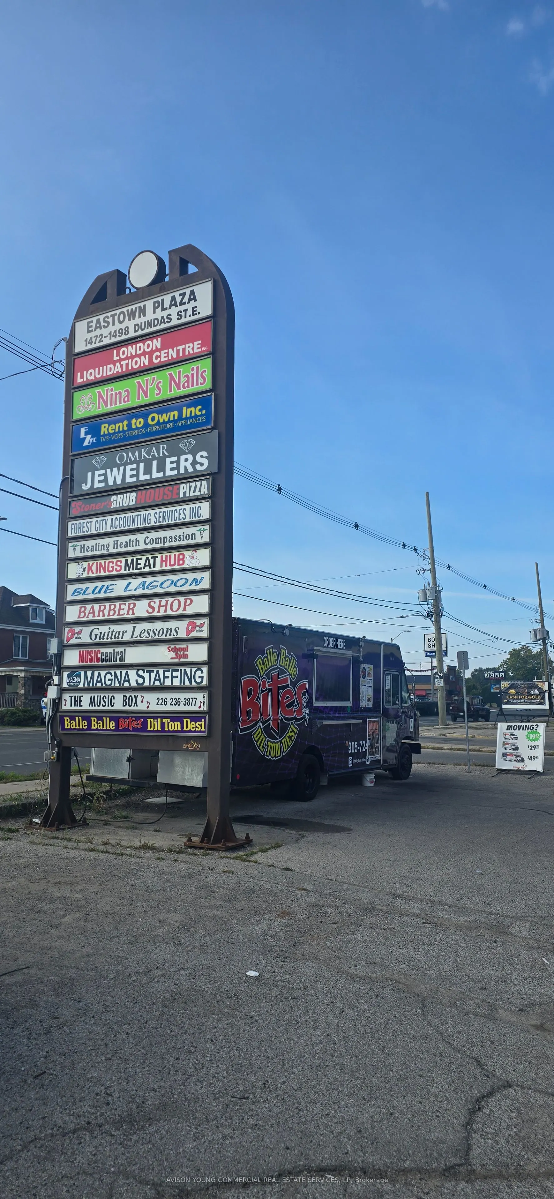 1472 Dundas Street