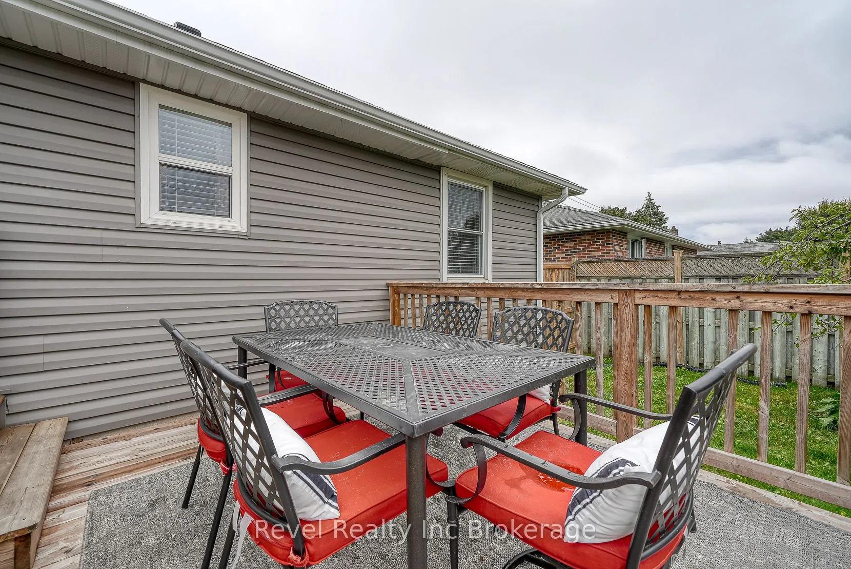 764 Devonshire Avenue