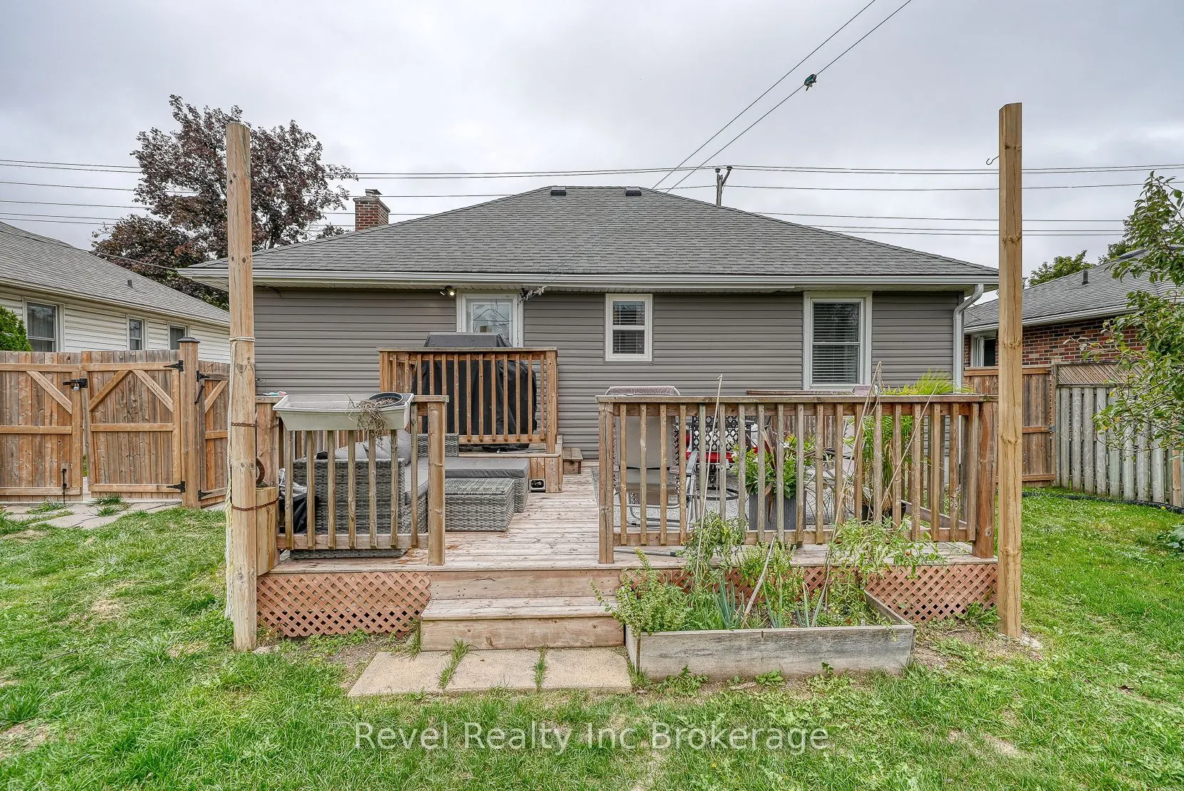 764 Devonshire Avenue