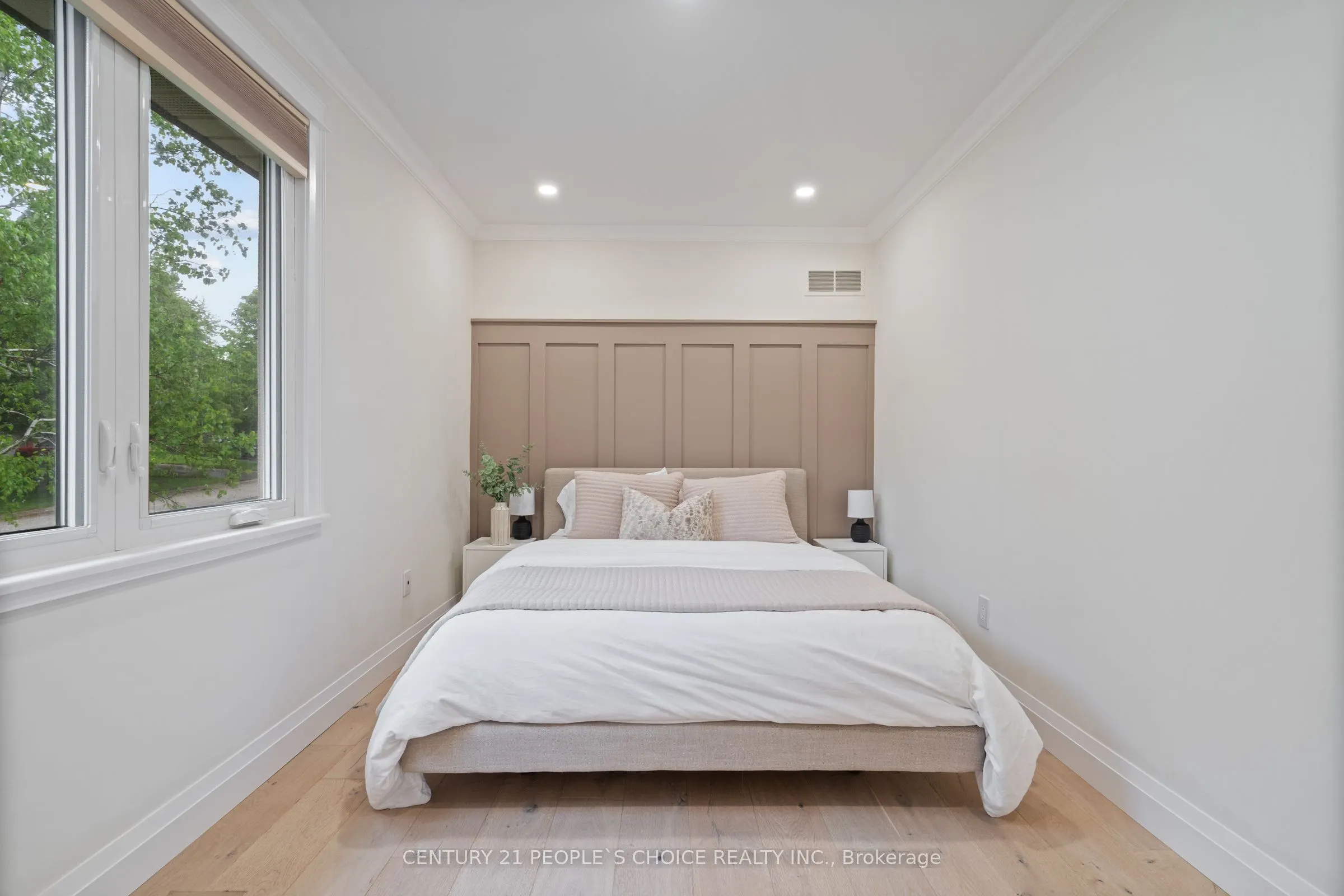 7 Carl Crescent