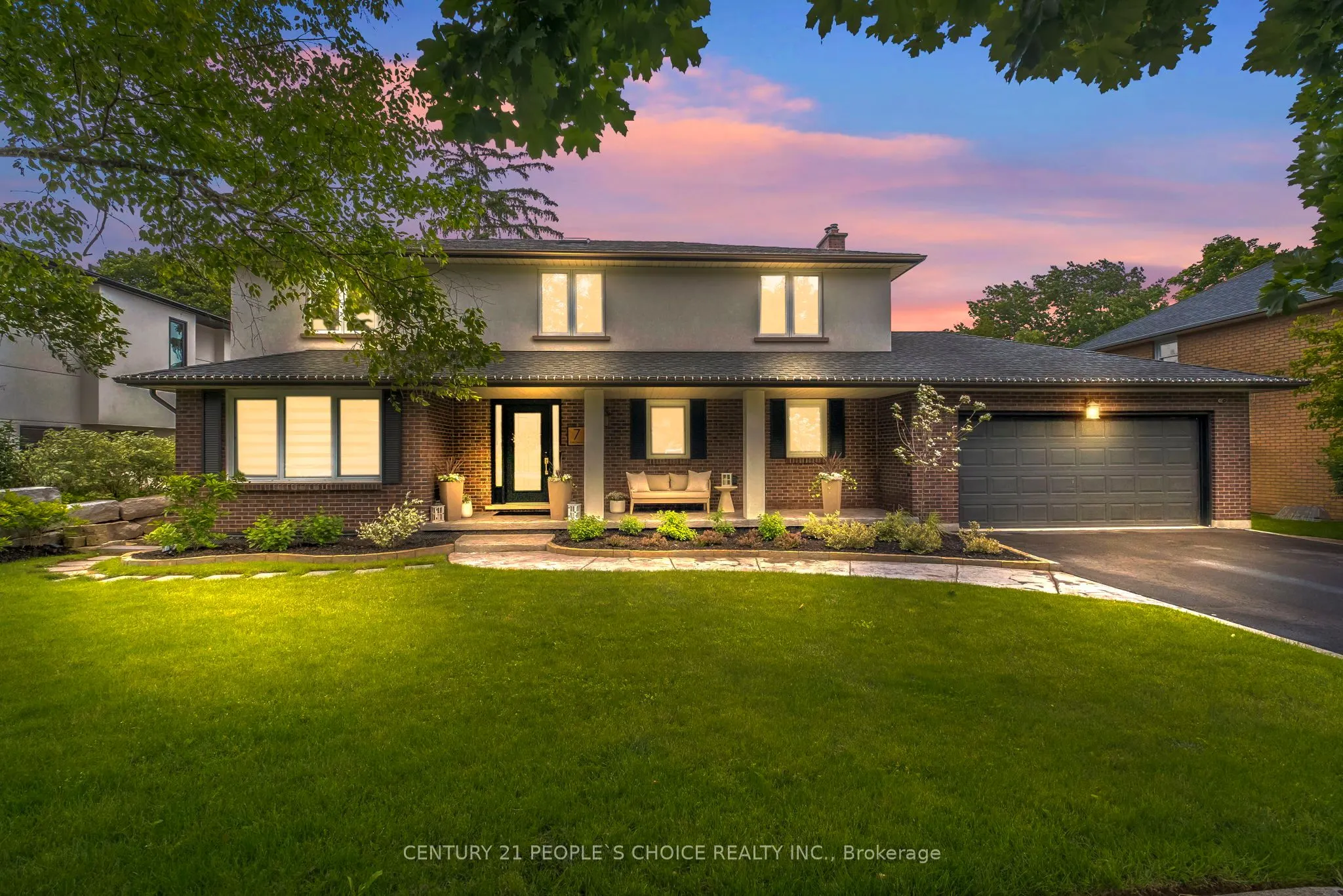 7 Carl Crescent